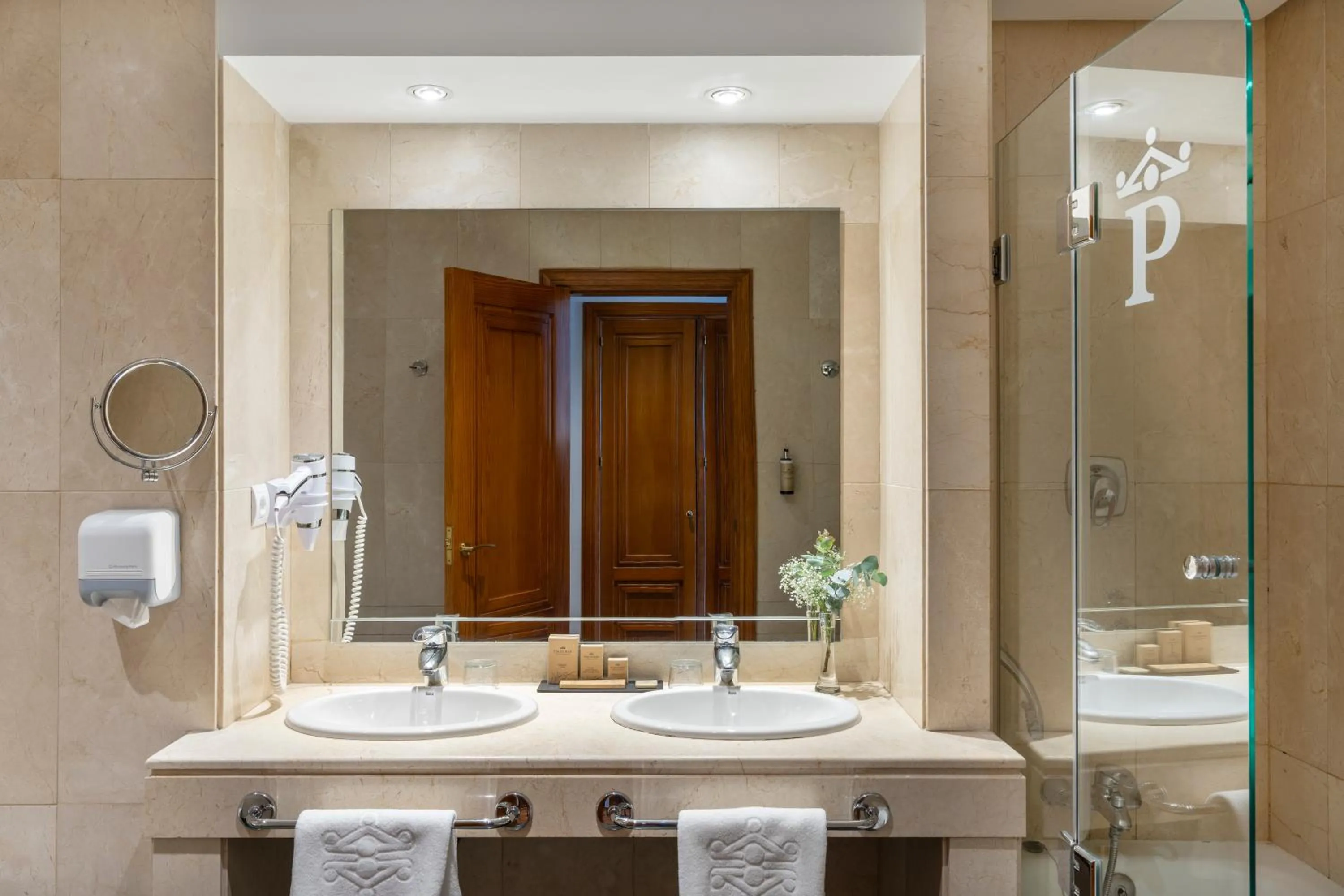 Bathroom in Parador de Ronda