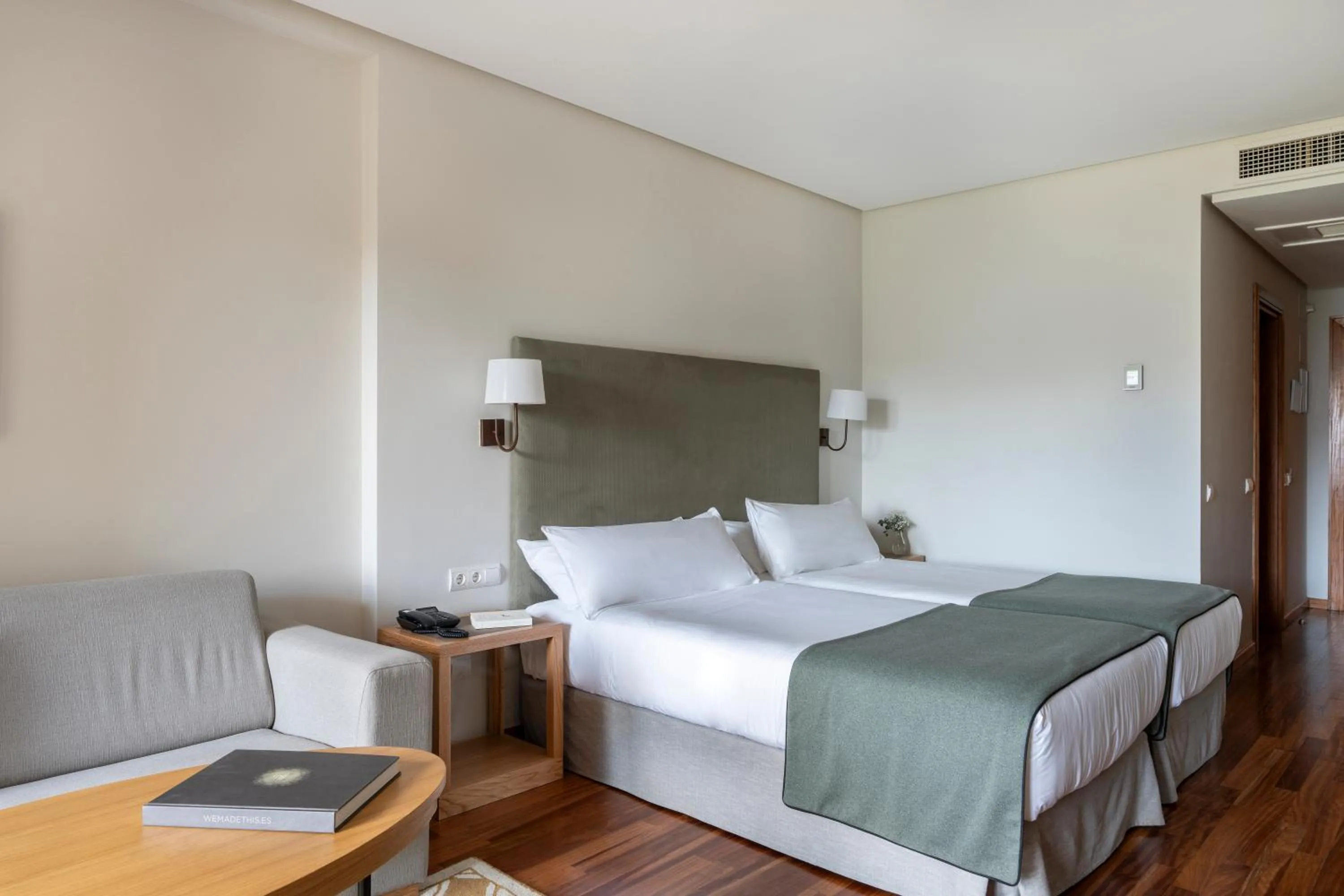 Bed in Parador de Ronda