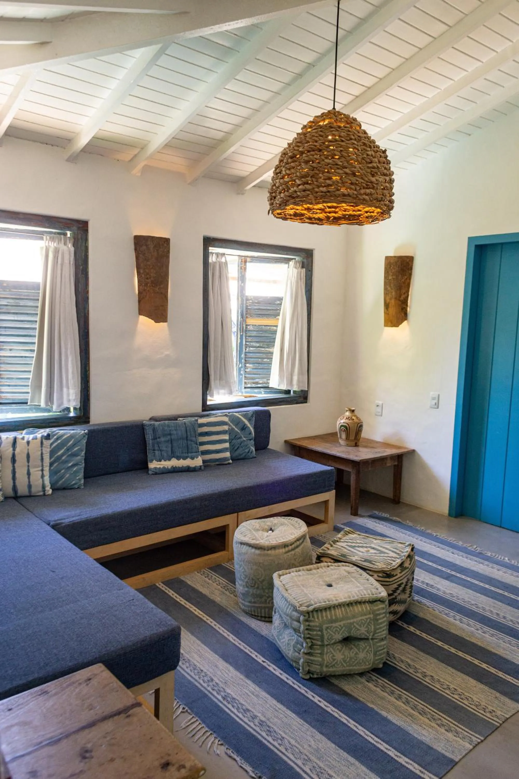 Living room, Bed in Hotel Boutique Perainda