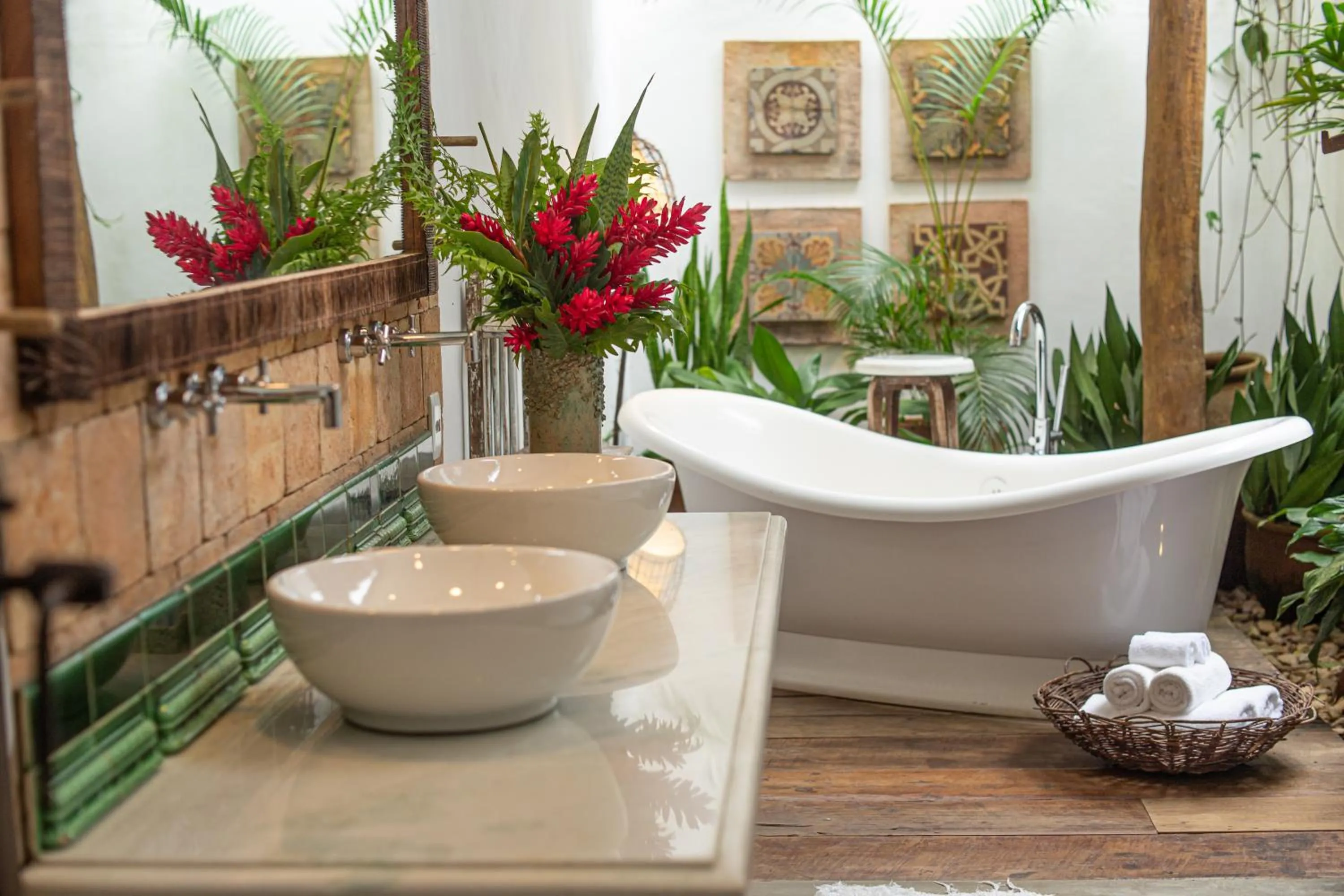 Bath in Hotel Boutique Perainda