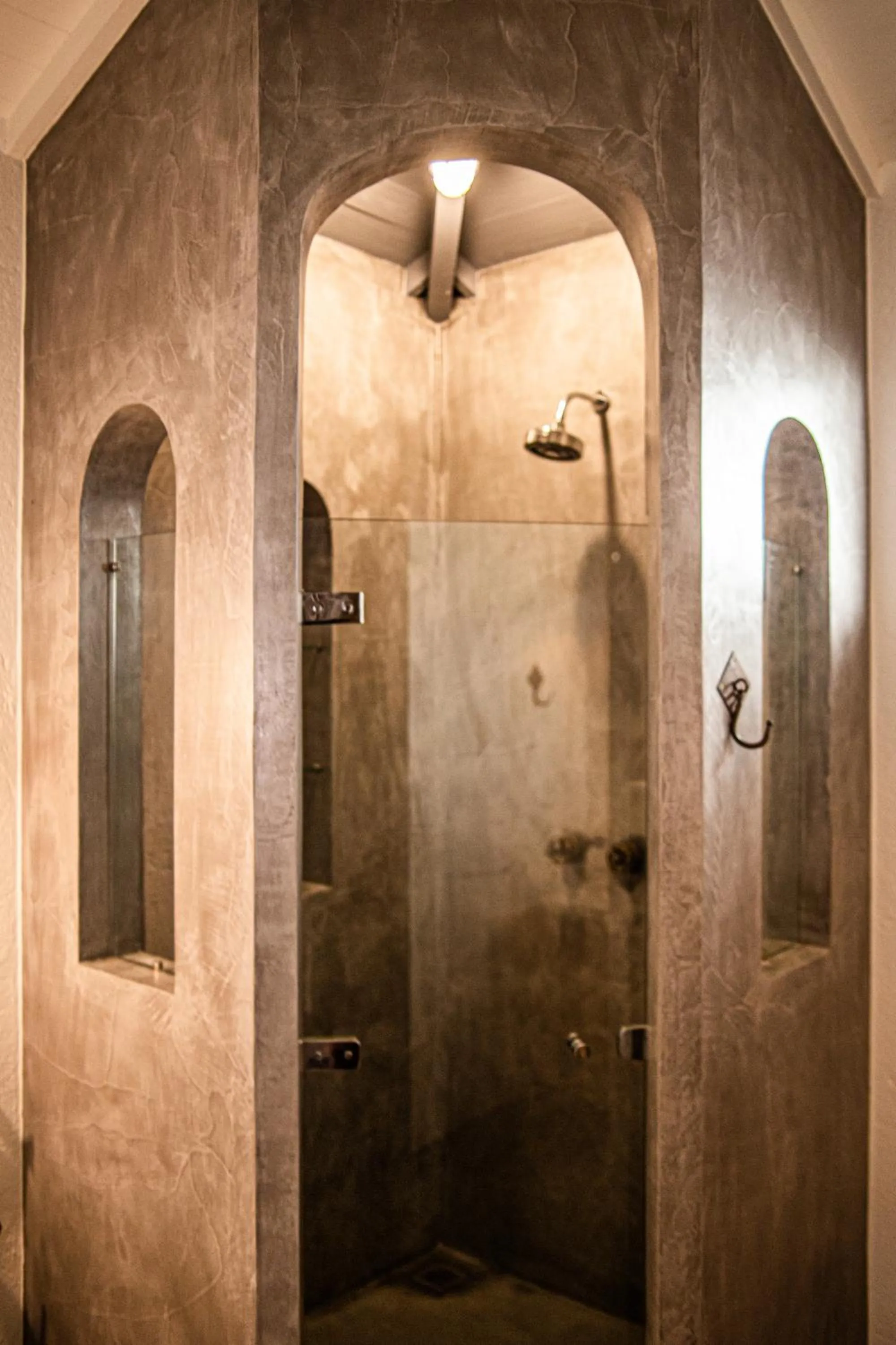 Shower in Hotel Boutique Perainda