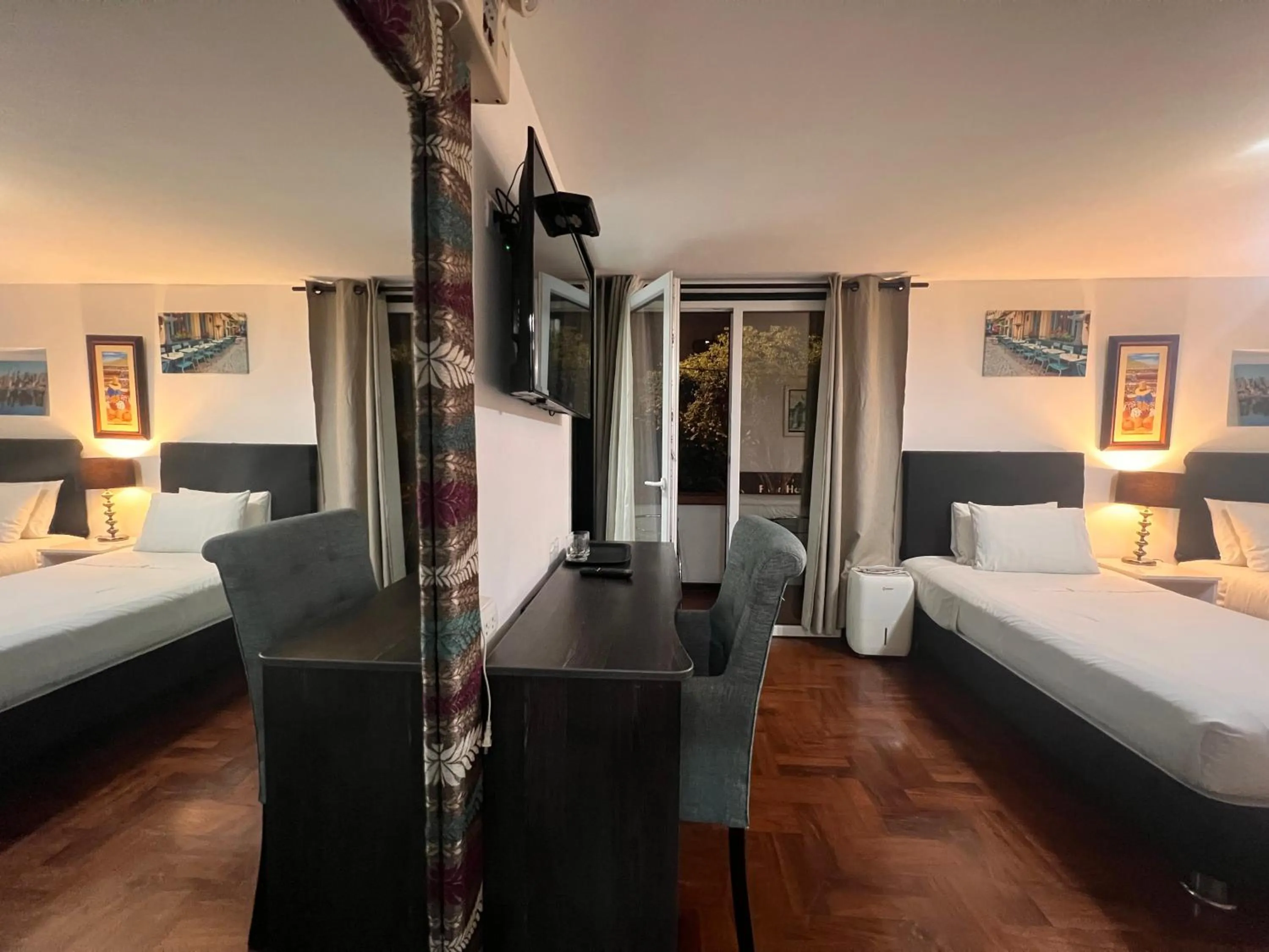 TV and multimedia, Bed in La Casa del Viajero