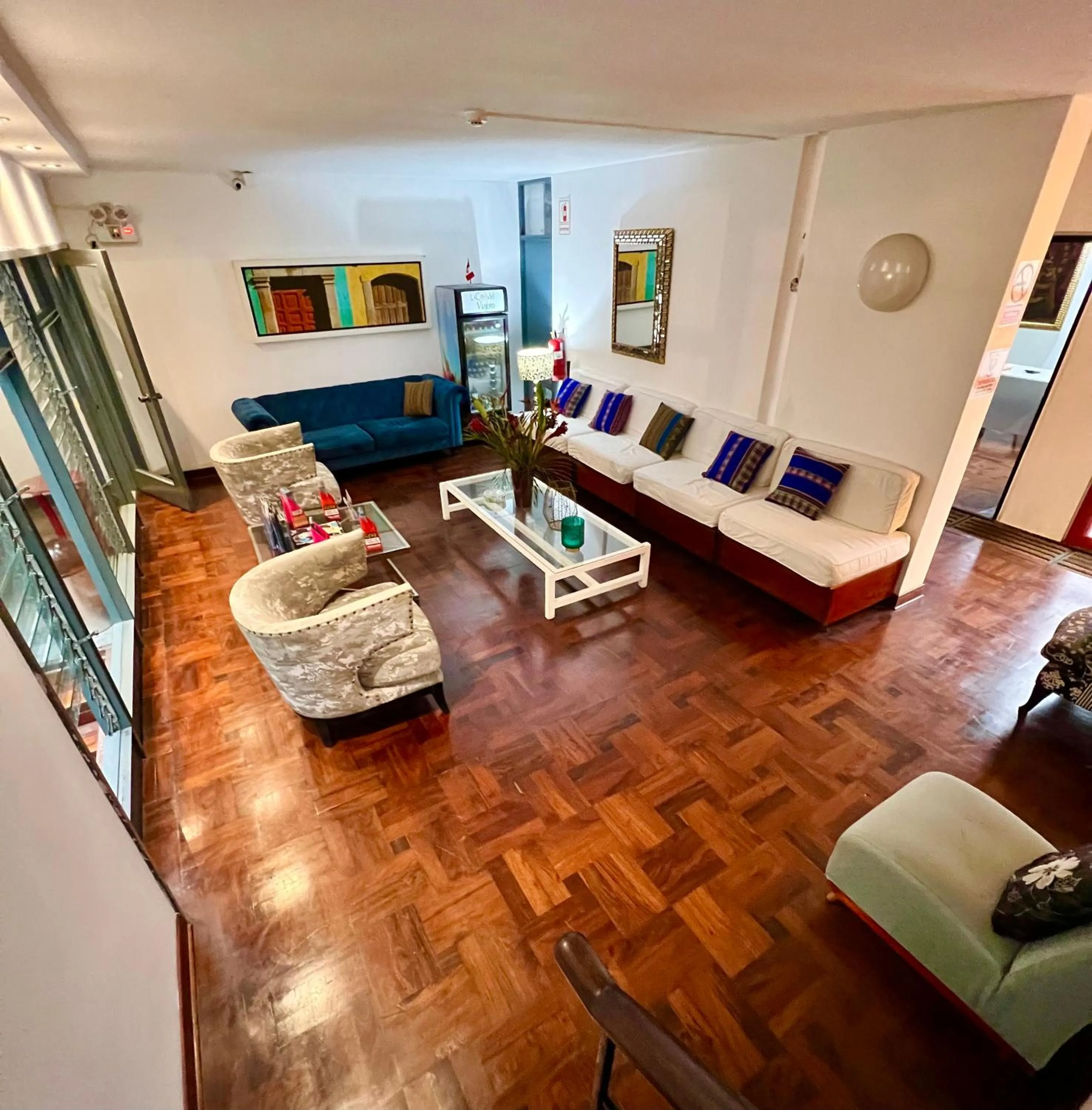 Living room in La Casa del Viajero