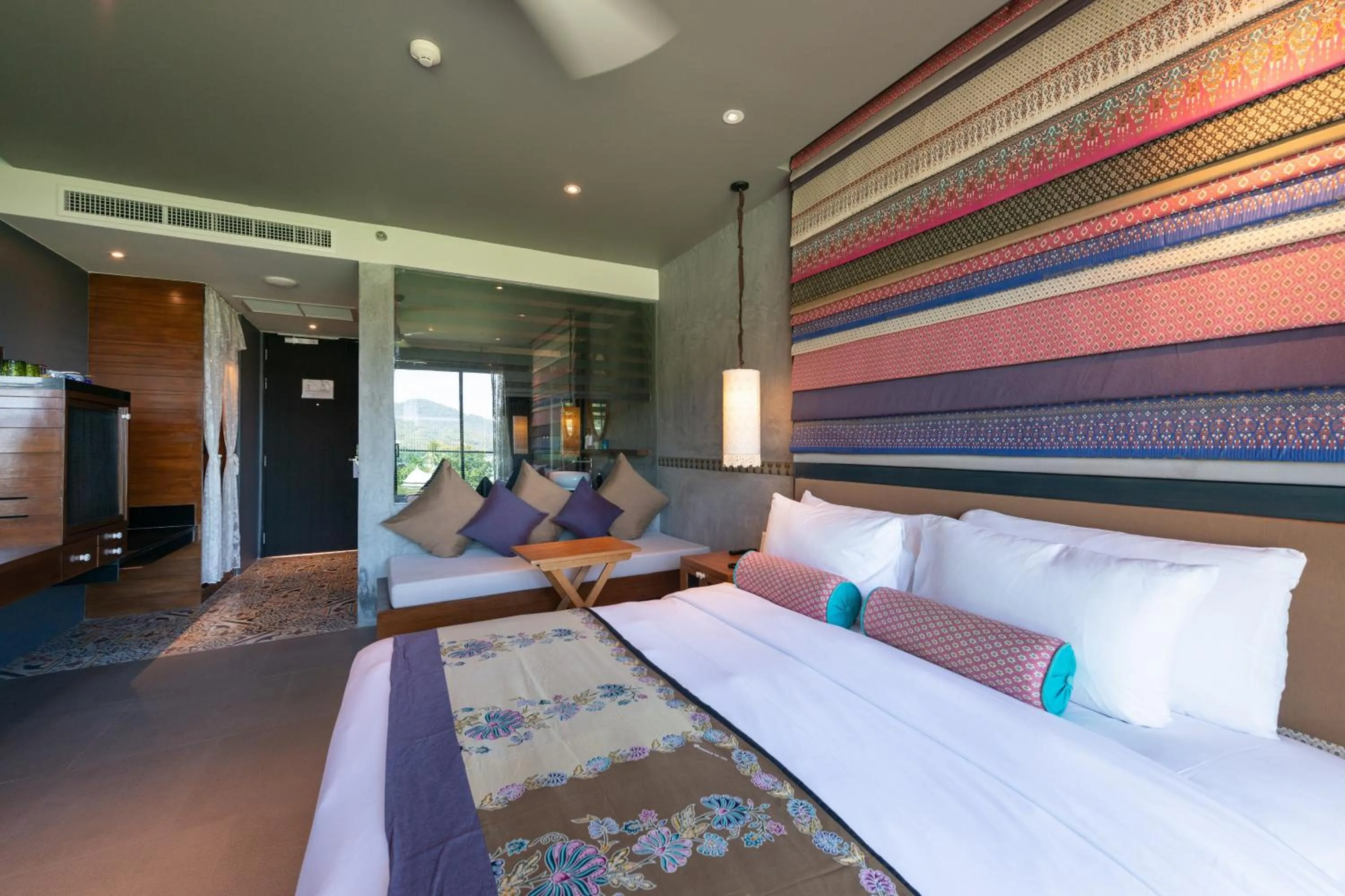 Bed in The Sea Galleri by Katathani