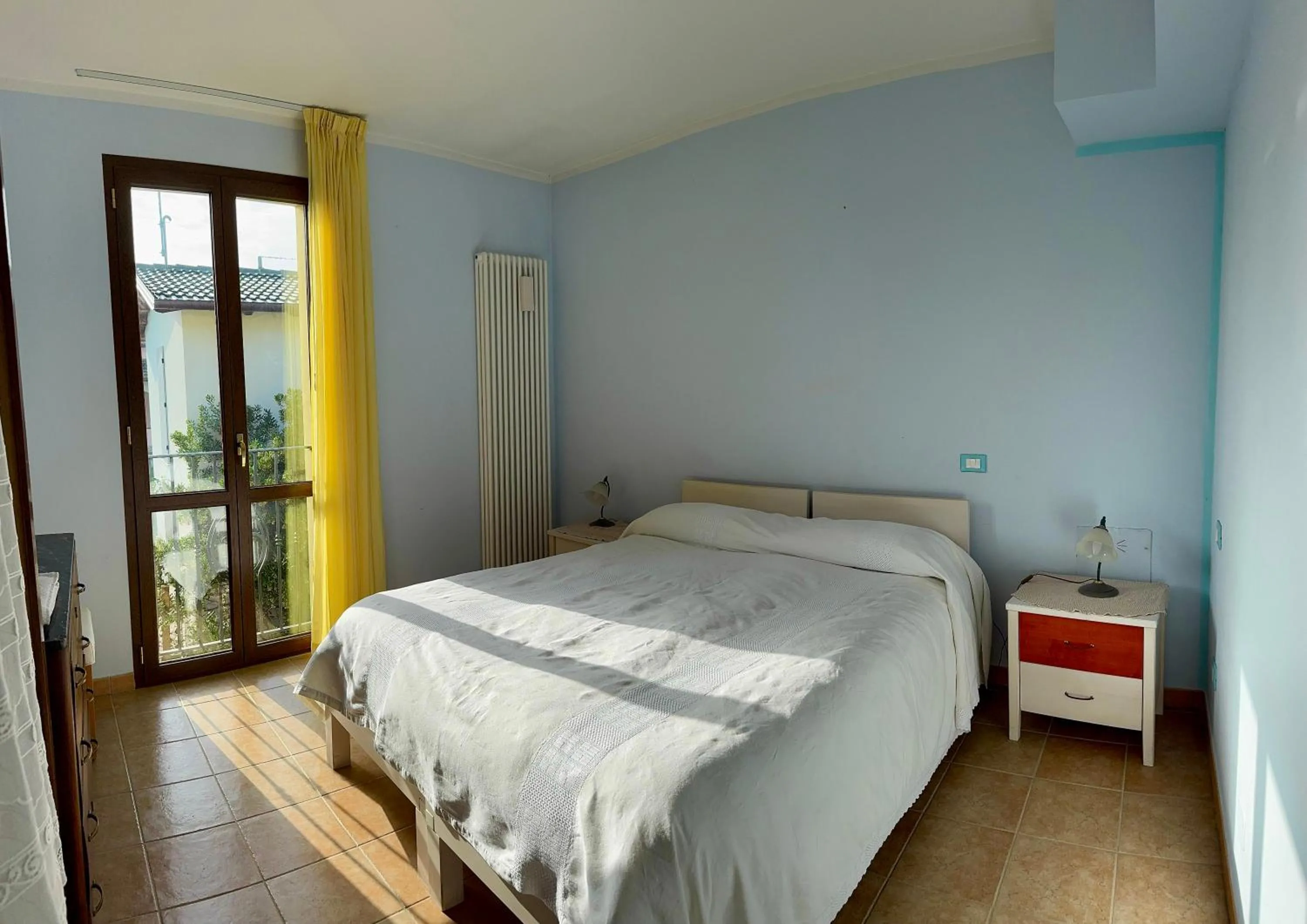 Deluxe Double Room with Shower in R&B Del Monte