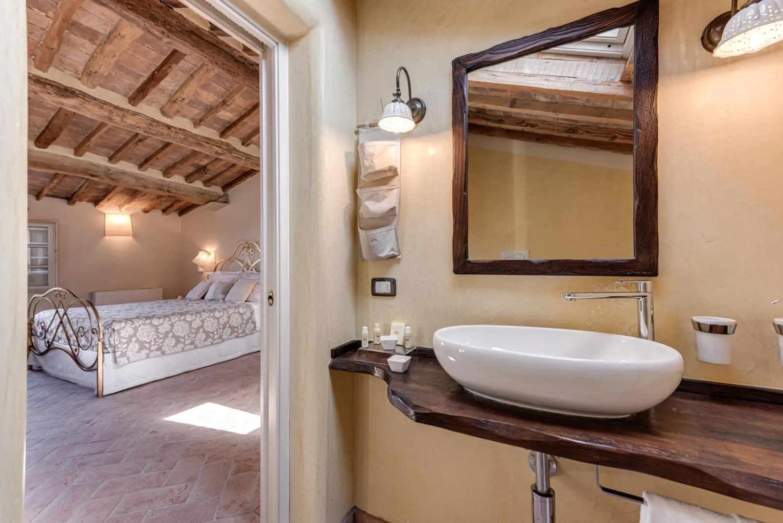 Bathroom in Locanda dell'Aioncino
