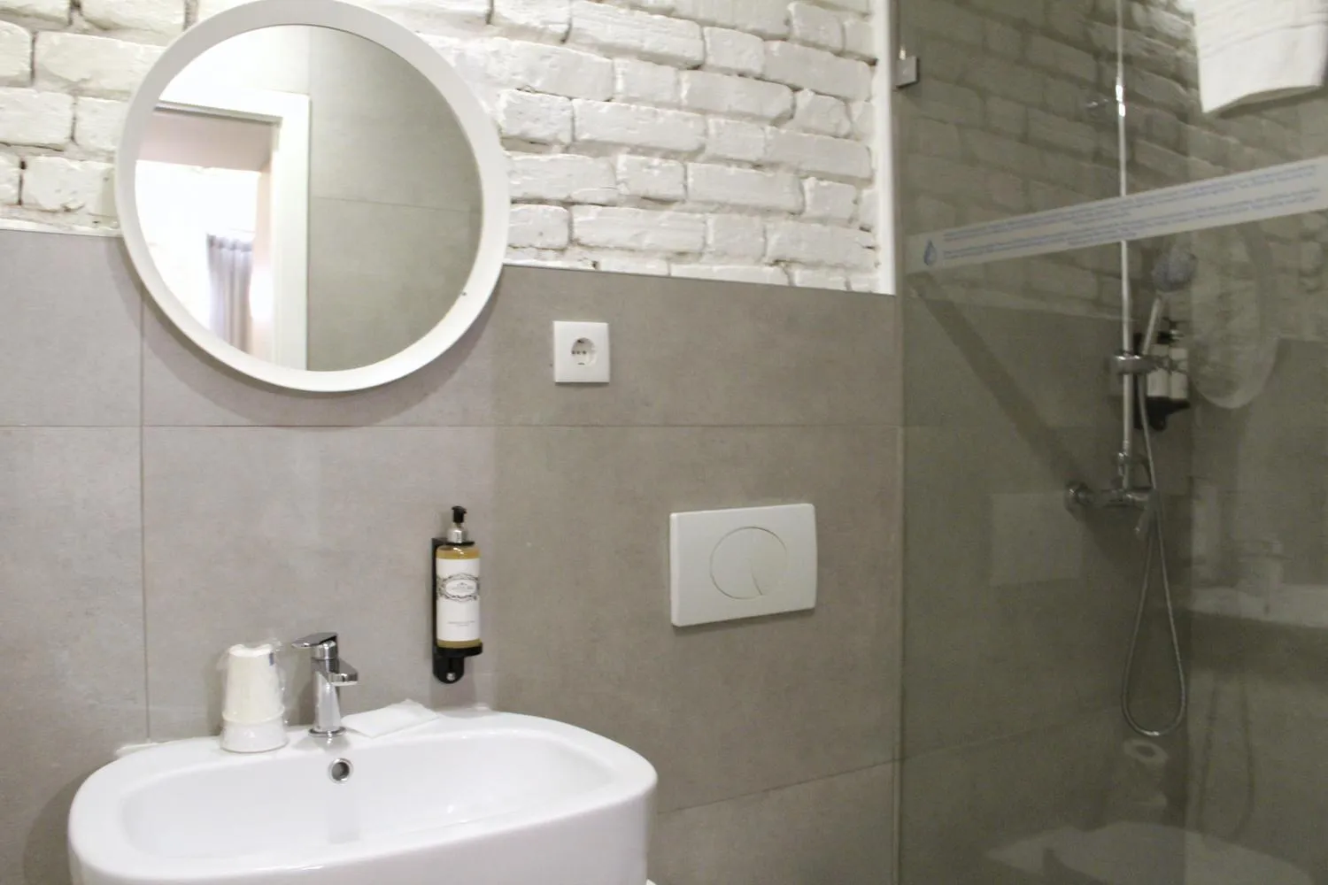 Bathroom in Bemyguest - Loft Guest House Jardim das Mães Charming