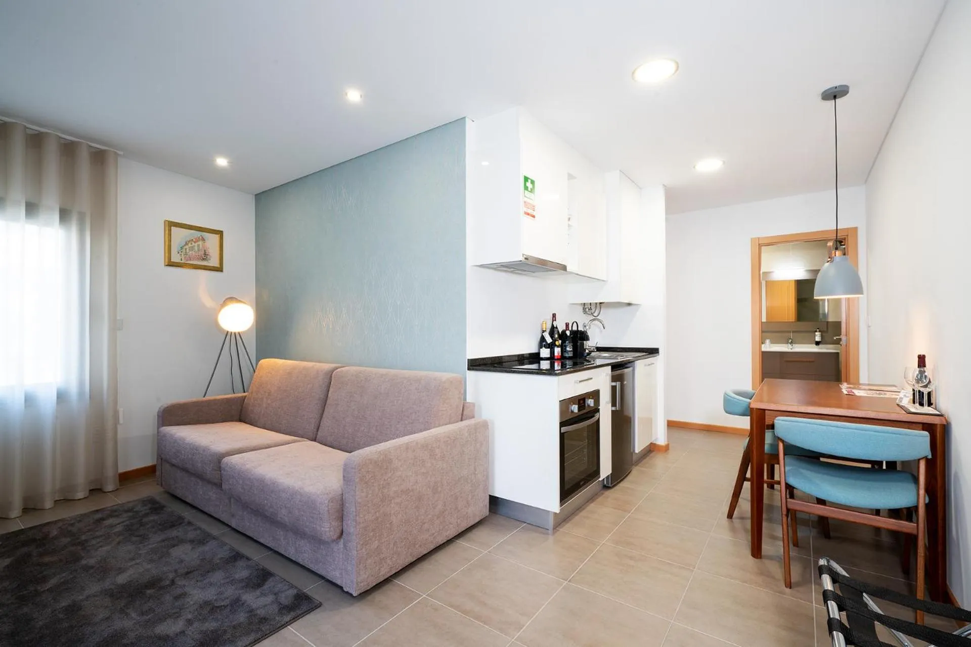 Kitchen or kitchenette in Bemyguest - Loft Guest House Jardim das Mães Charming