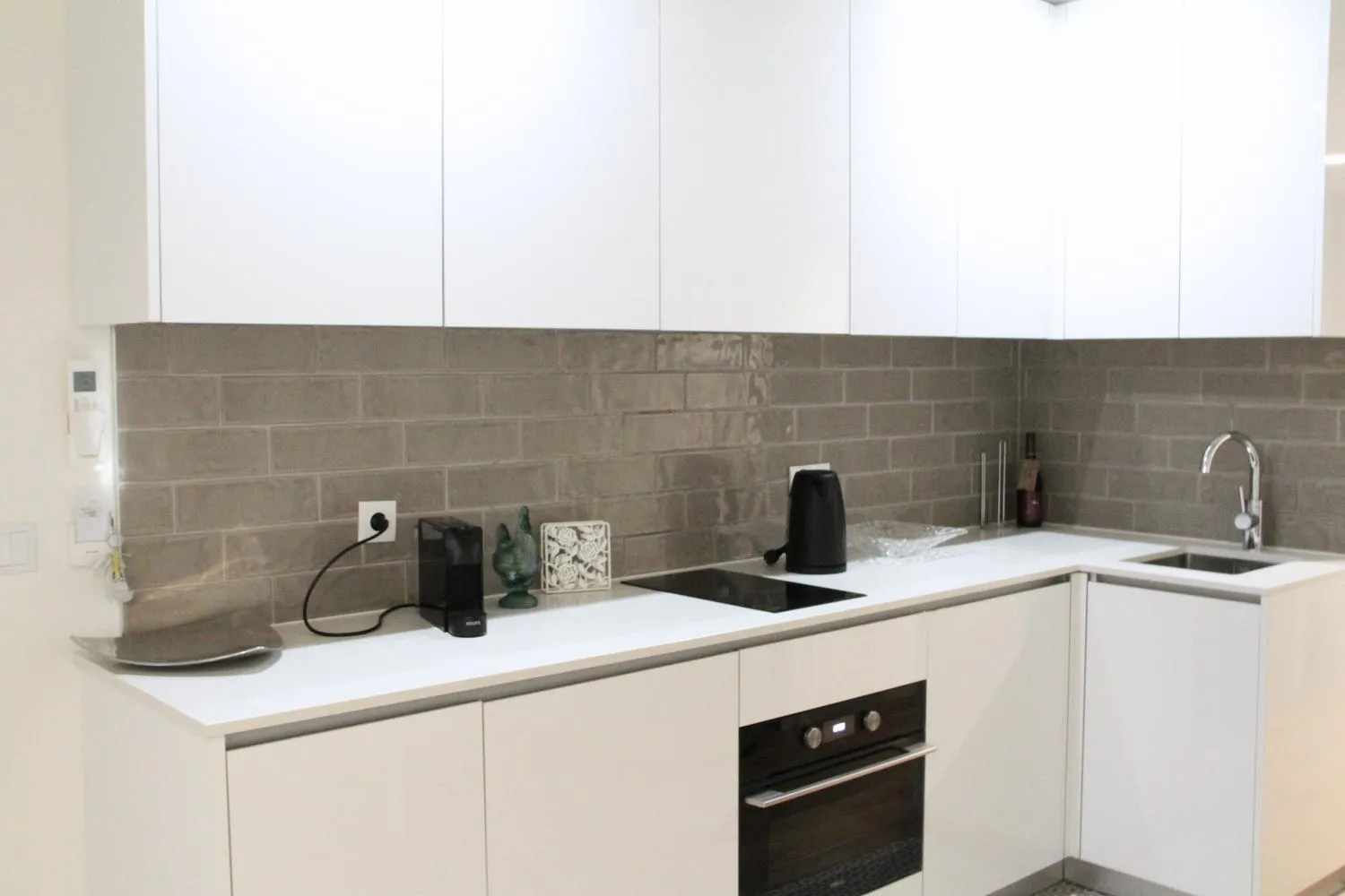 Kitchen or kitchenette in Bemyguest - Loft Guest House Jardim das Mães Charming