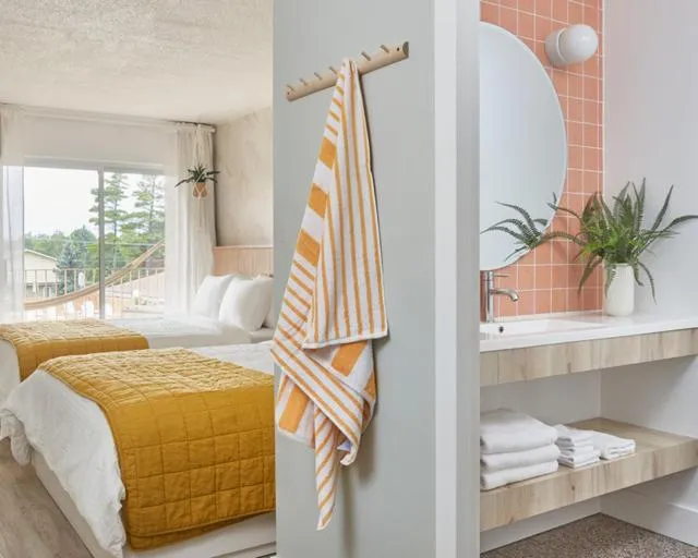 Bathroom in The June Motel, Sauble Beach