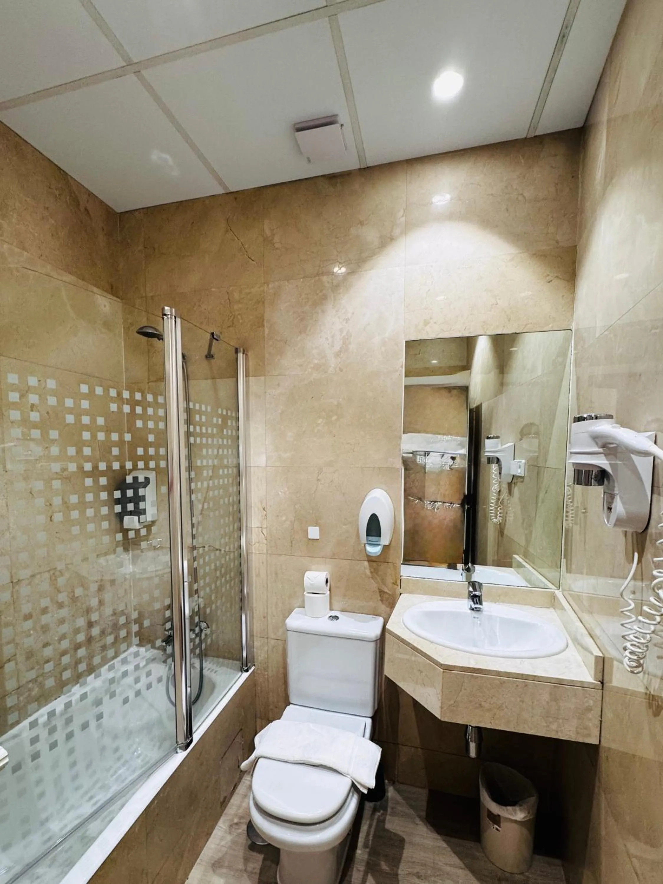 Bathroom in Hostal Sol Square Madrid