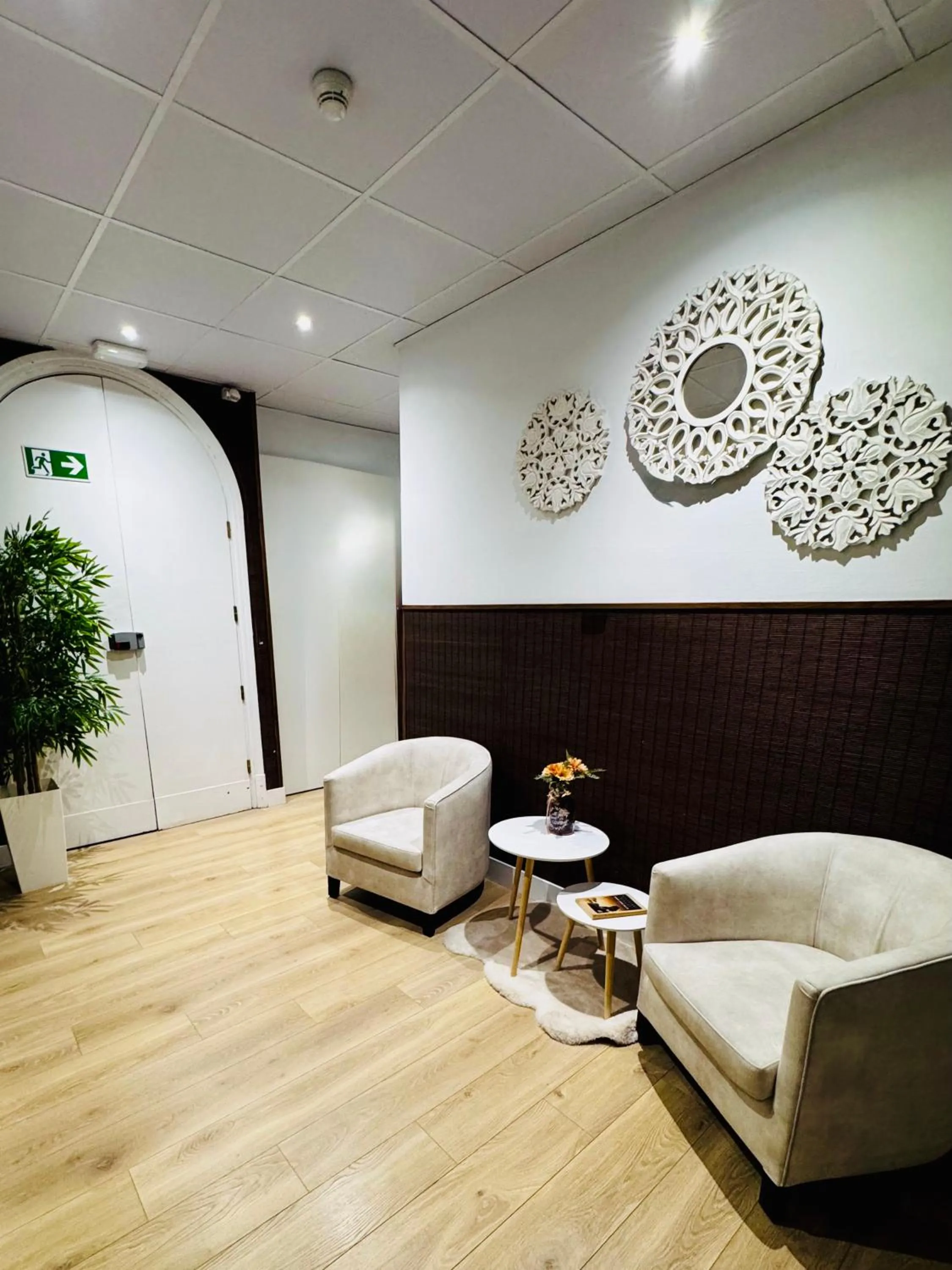 Living room in Hostal Sol Square Madrid