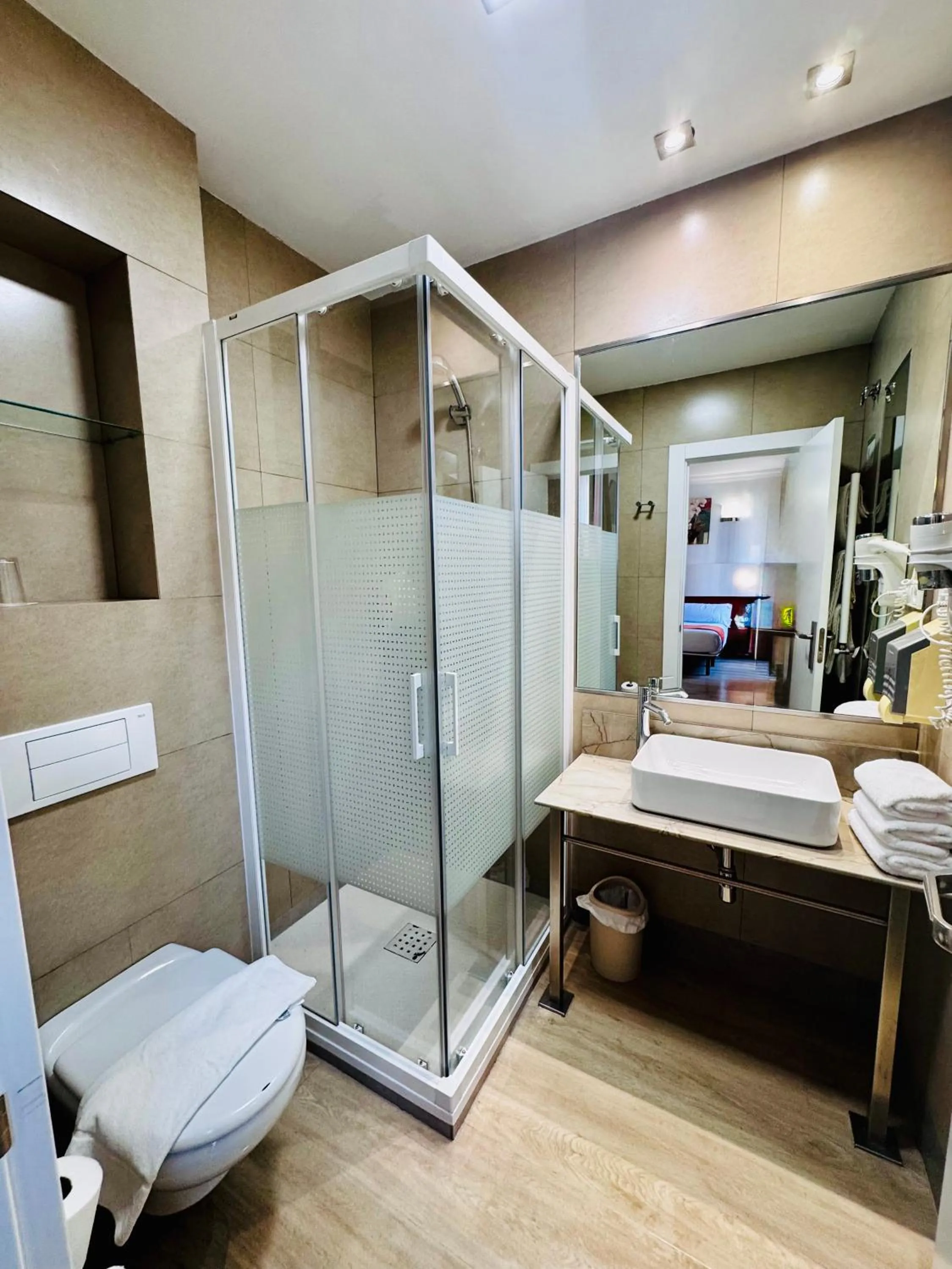 Bathroom in Hostal Sol Square Madrid