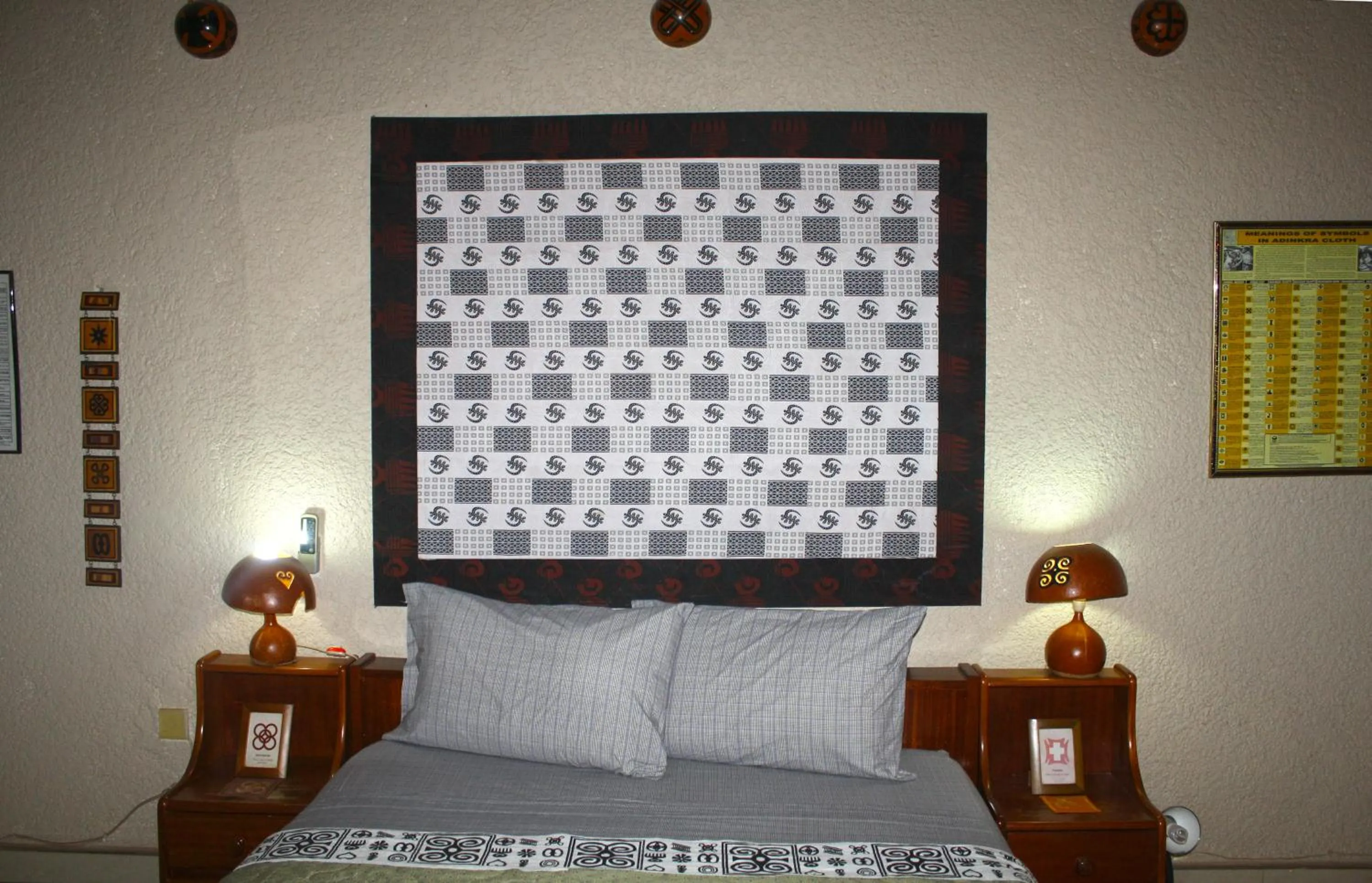 Decorative detail in Four Villages Inn