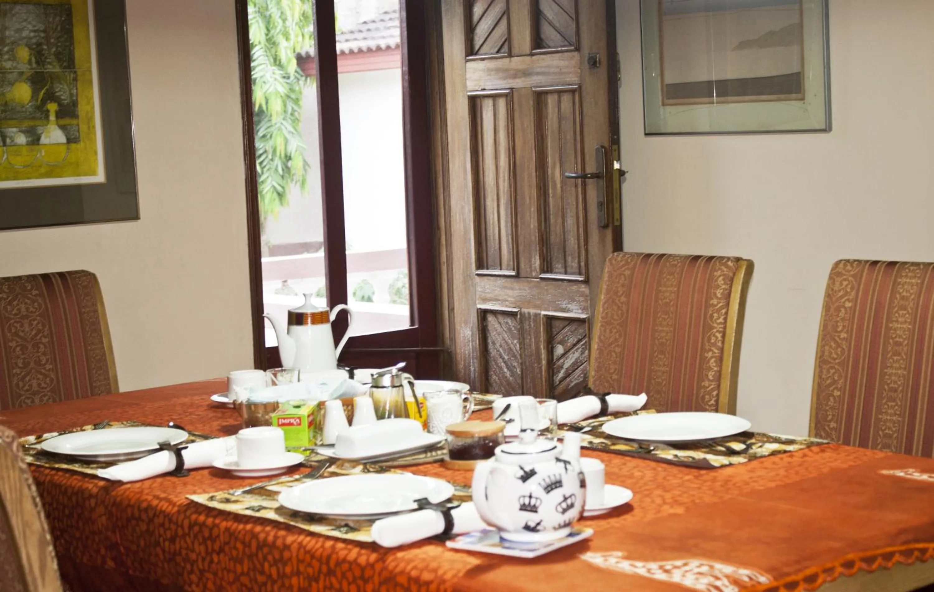 Dining area in Four Villages Inn
