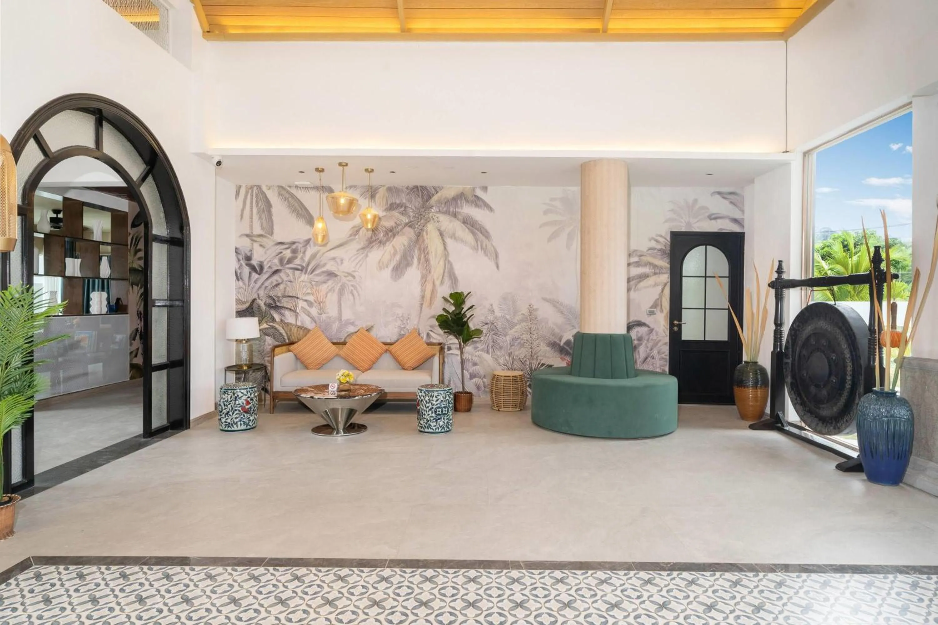 Lobby or reception in Howard Johnson by Wyndham Phuket Naiyang