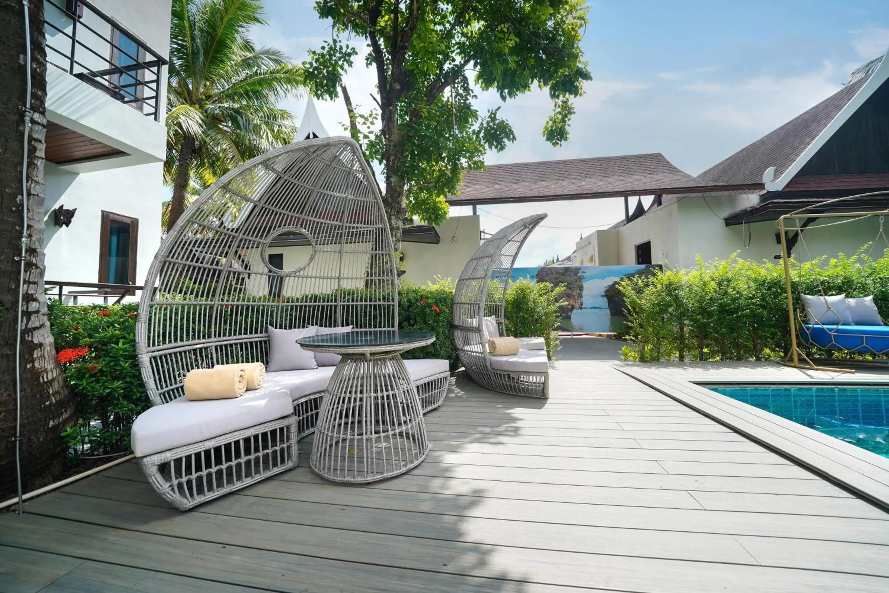 Property building in Howard Johnson by Wyndham Phuket Naiyang