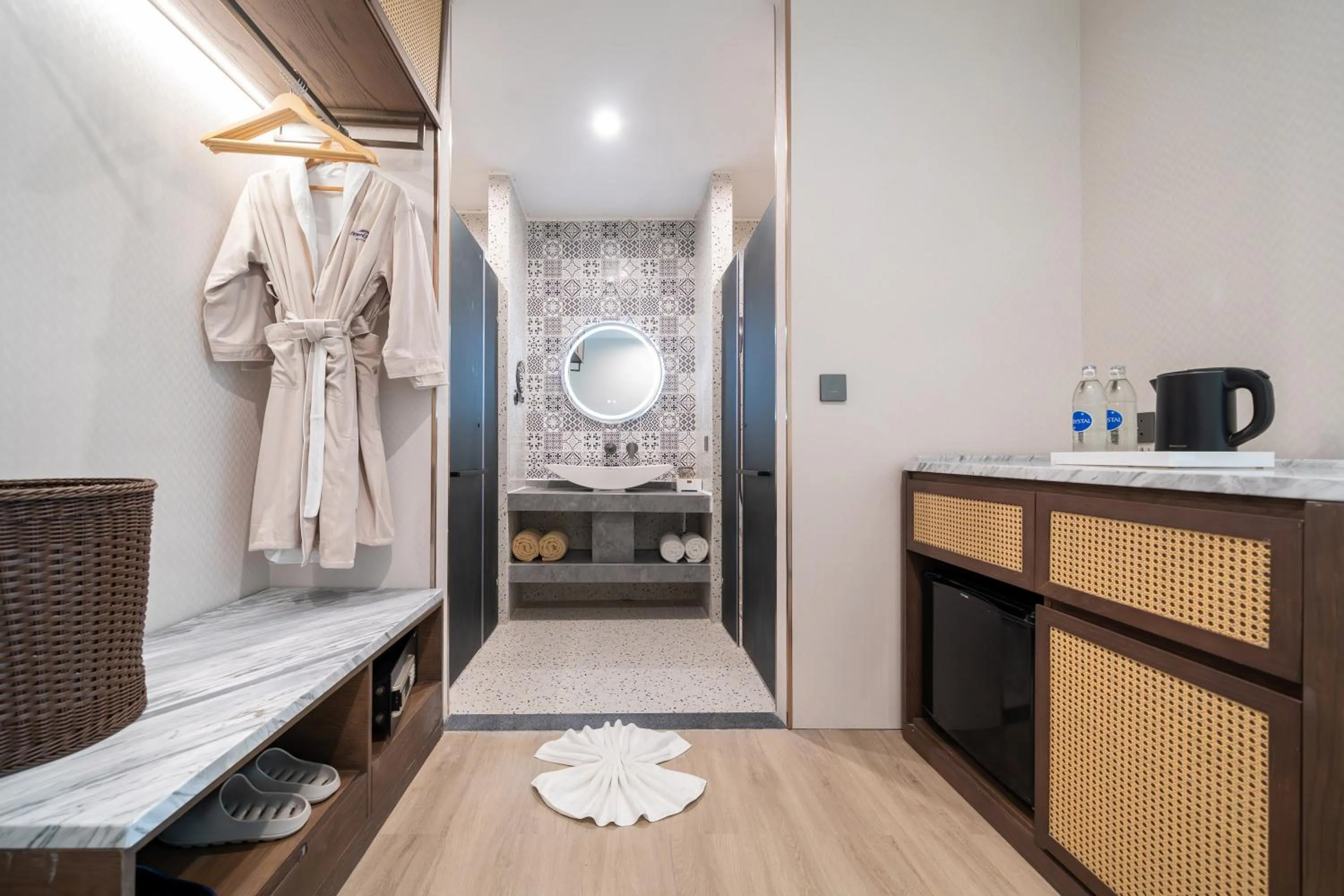 Area and facilities, Bed in Howard Johnson by Wyndham Phuket Naiyang