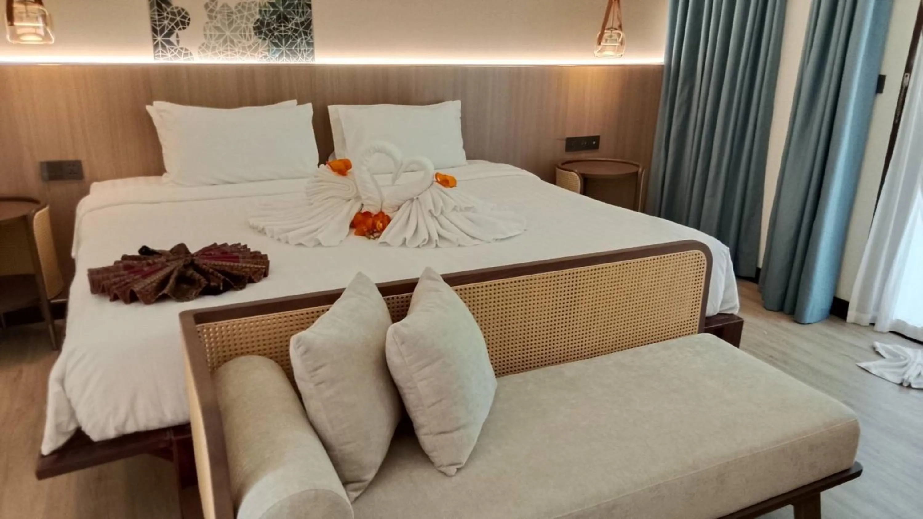 Bedroom, Bed in Howard Johnson by Wyndham Phuket Naiyang