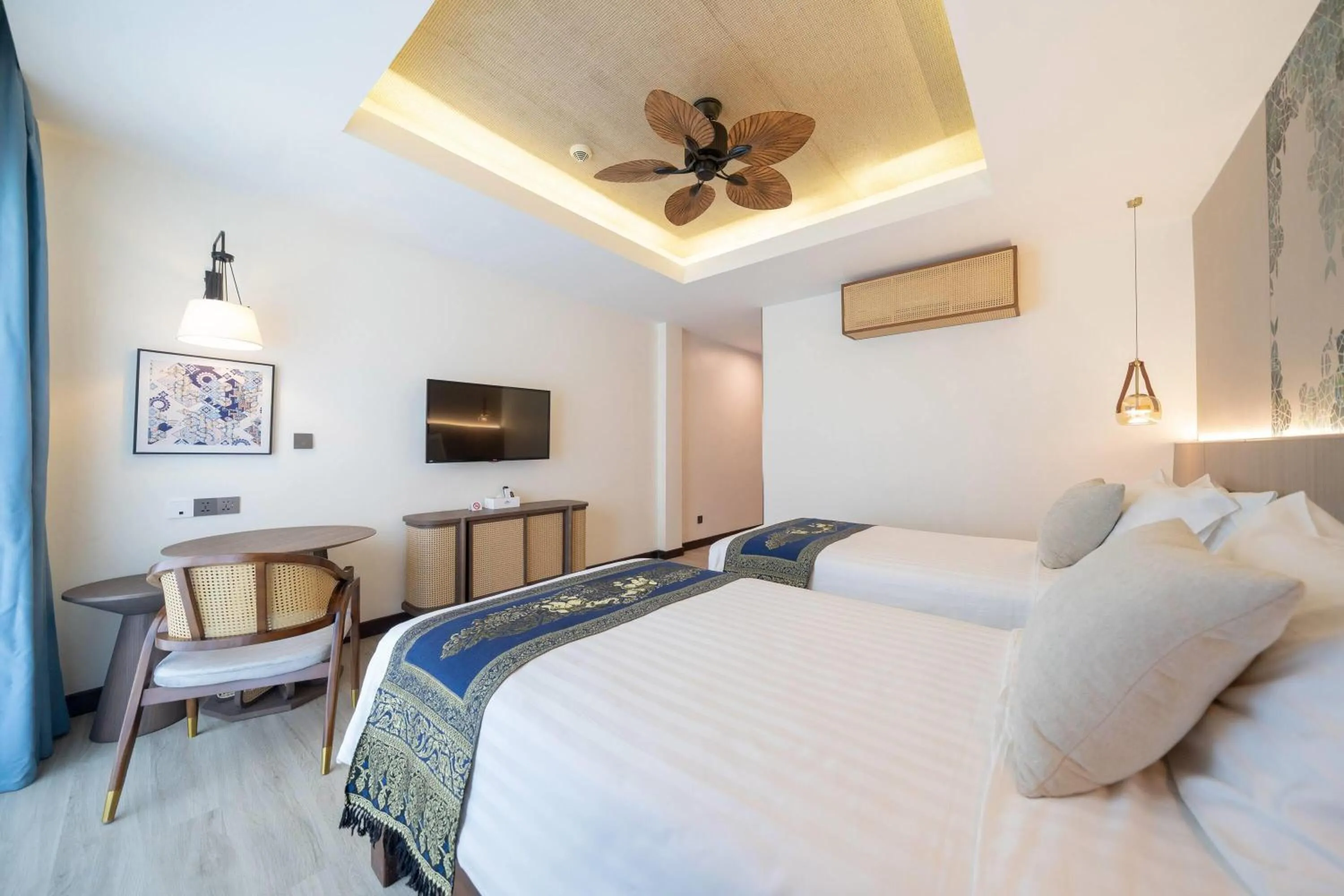 Photo of the whole room, Bed in Howard Johnson by Wyndham Phuket Naiyang