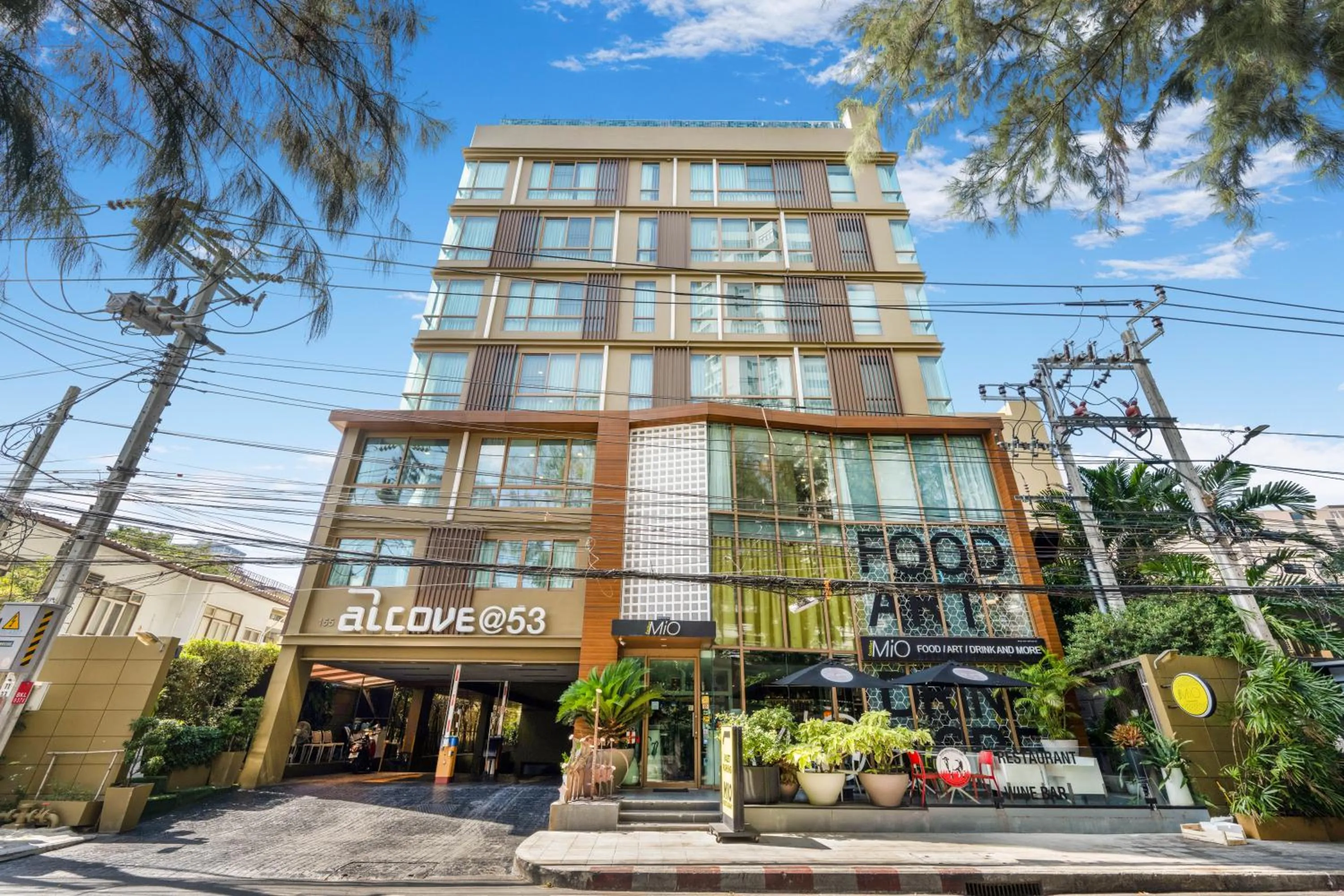 Property building in Alcove 53