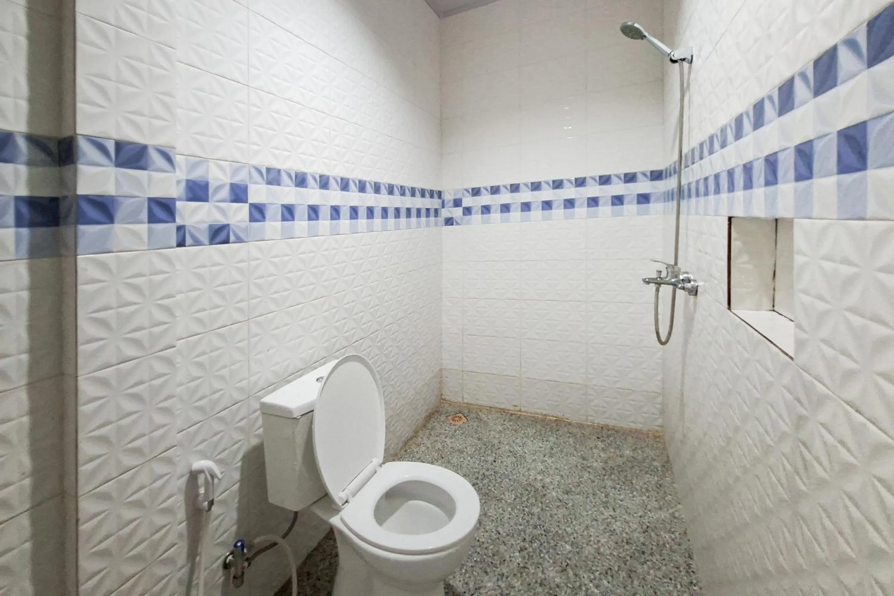 Bathroom in Sans Hotel Bliss Pekanbaru