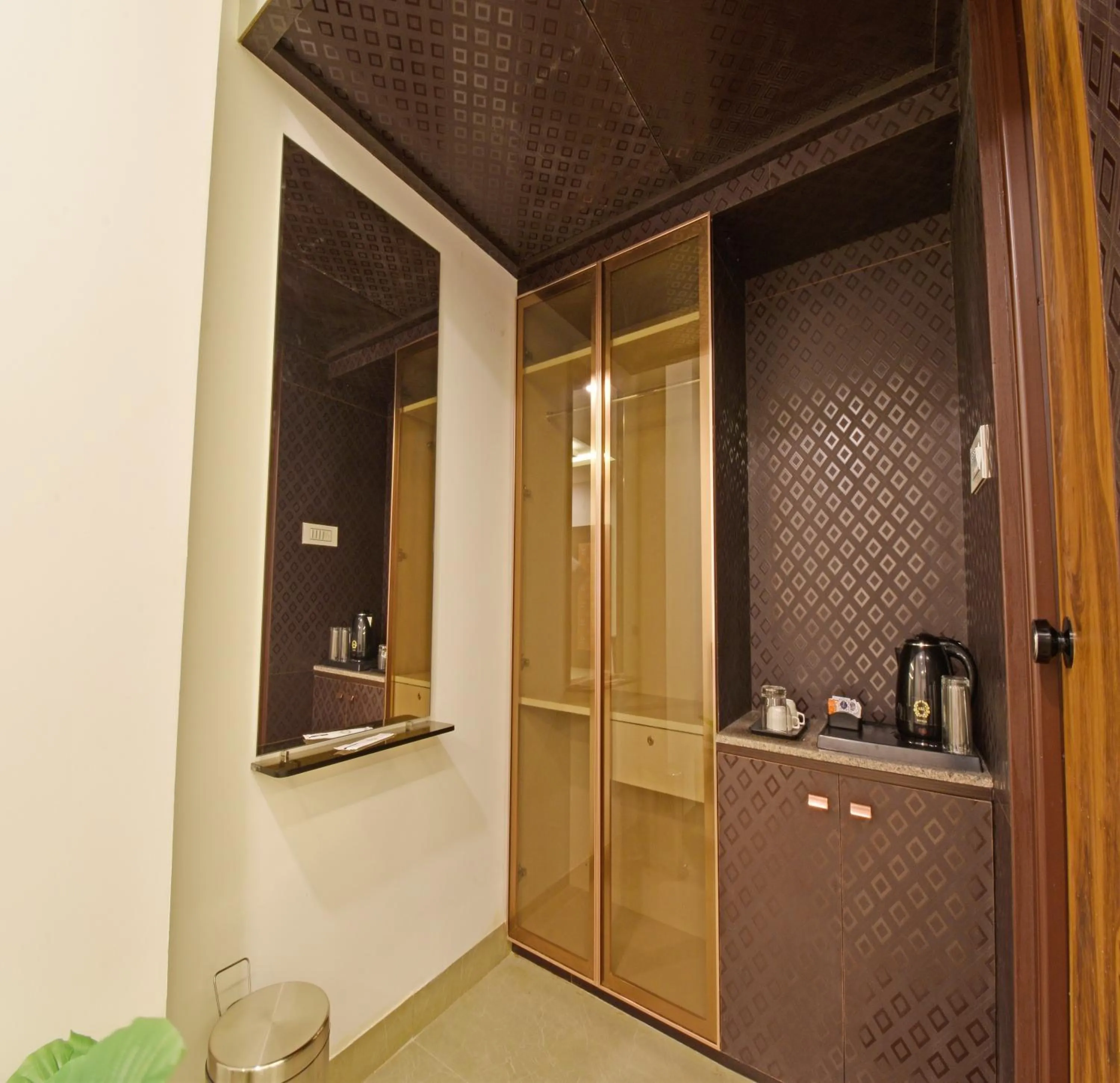 wardrobe in A K G Hotel