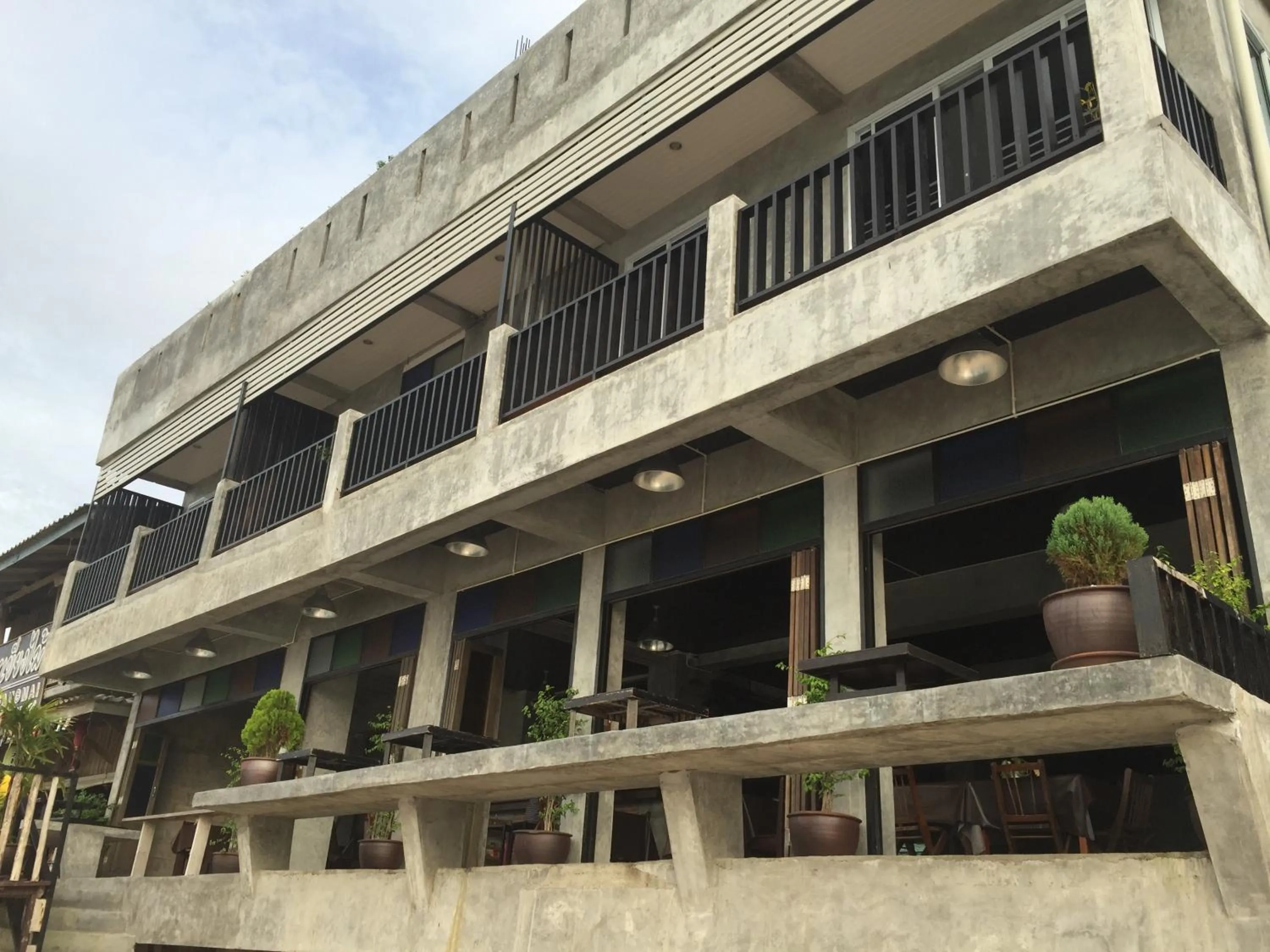 Property building in Bro&Sis Place