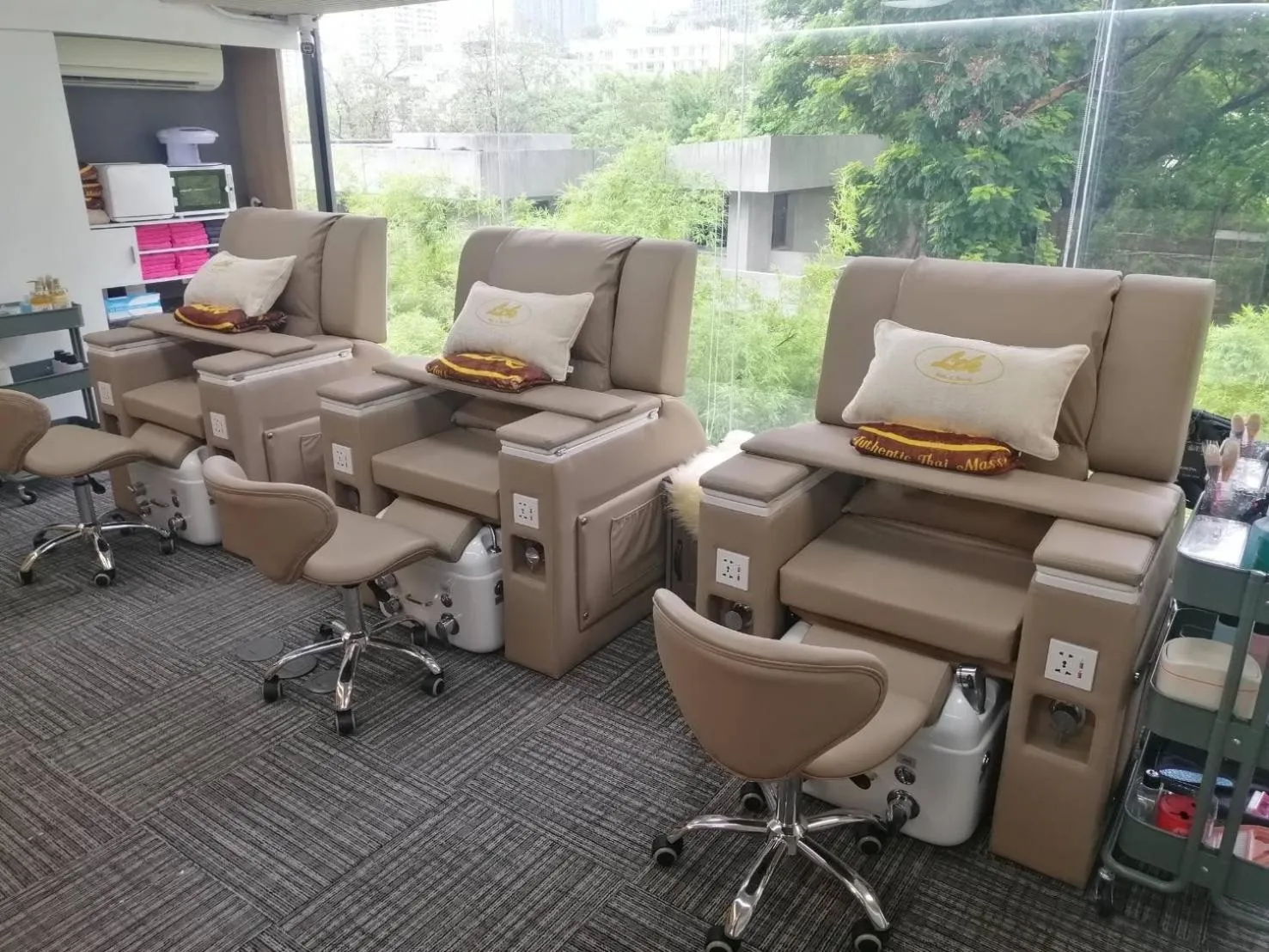 Spa and wellness centre/facilities in The Residence on Thonglor by UHG