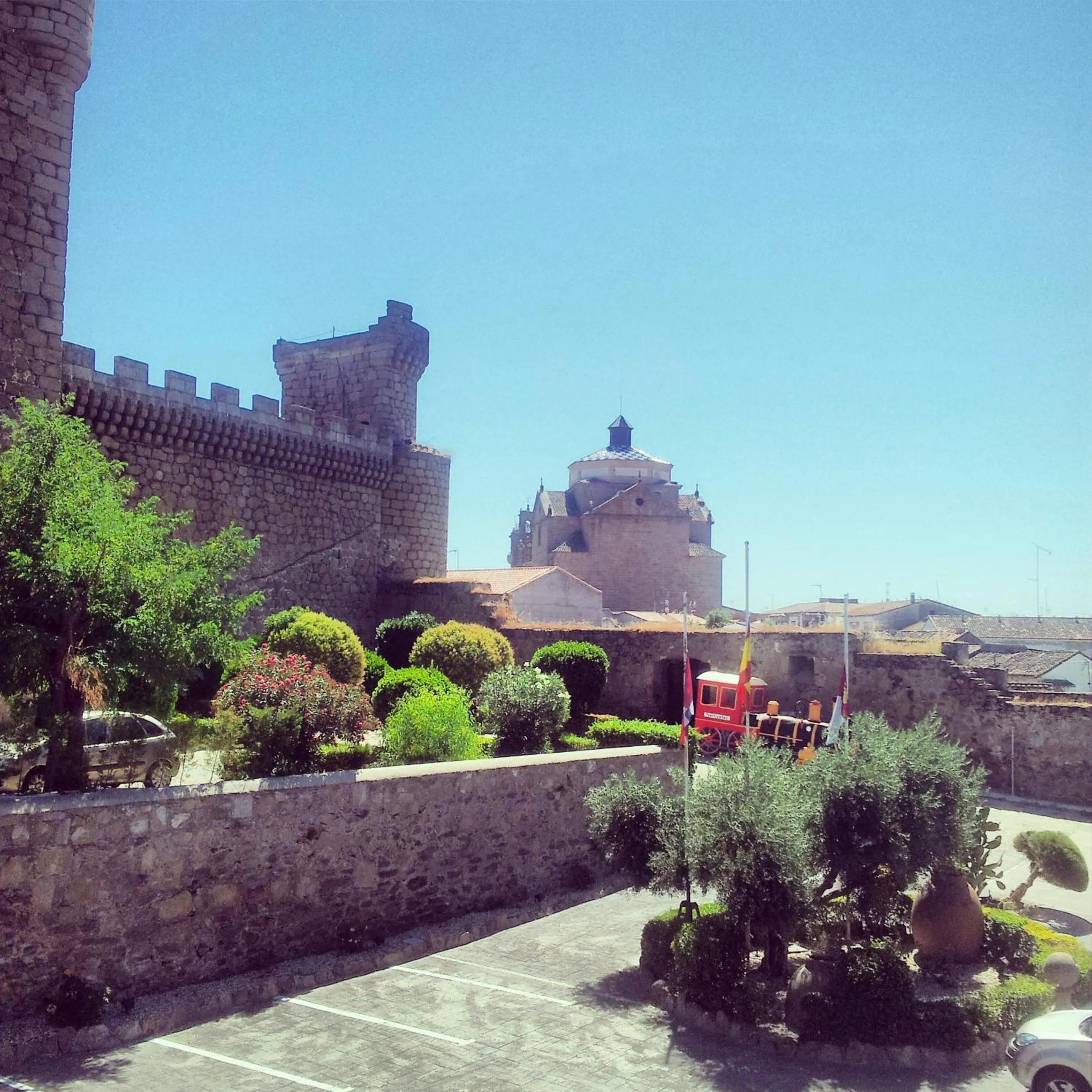 Facade/entrance in Parador de Oropesa