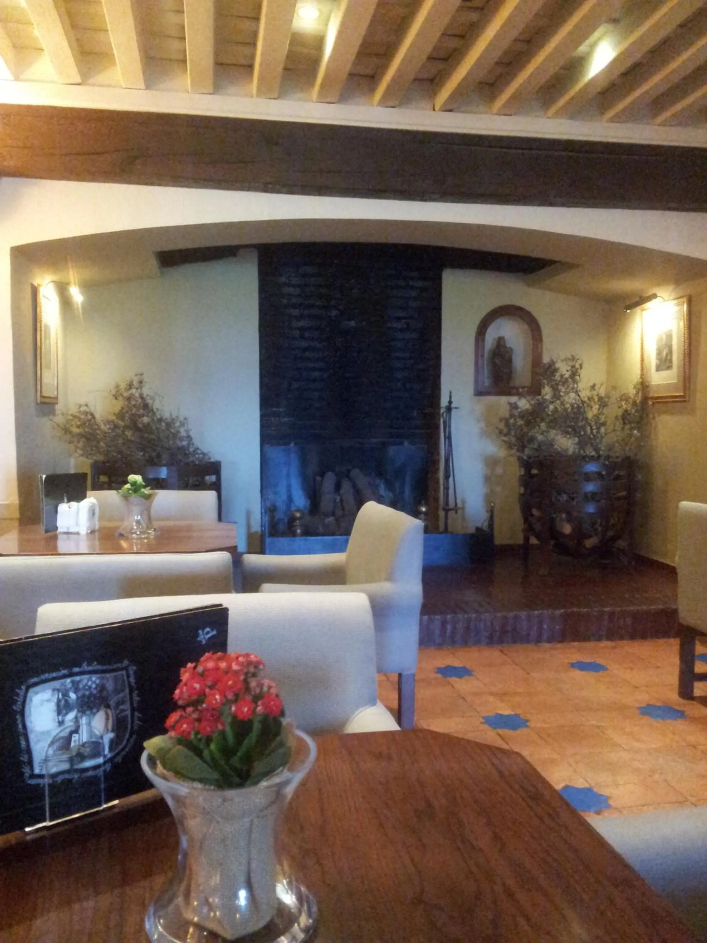 Lounge or bar in Parador de Oropesa