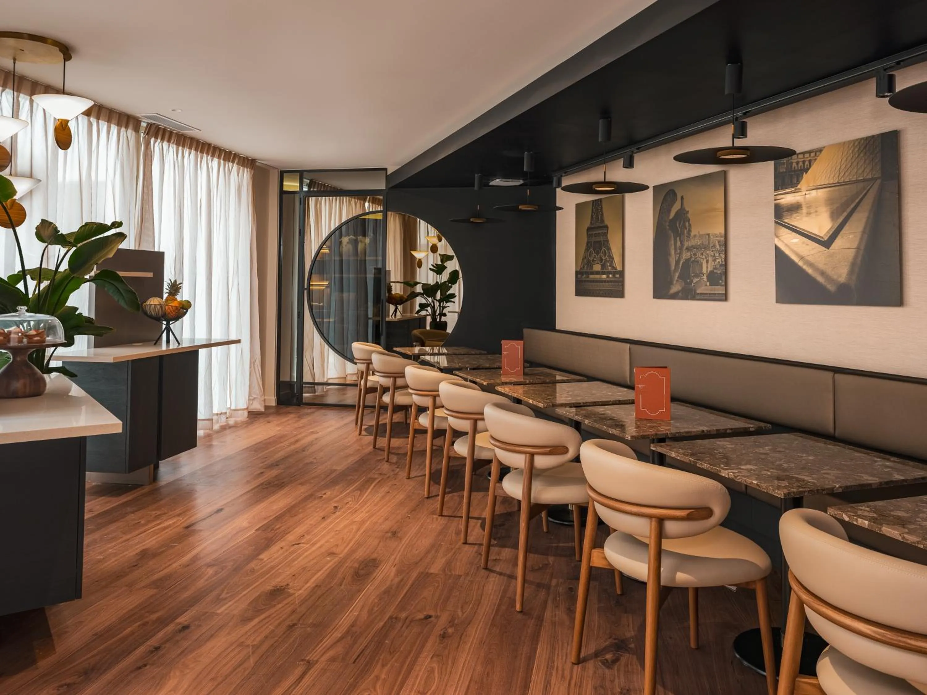 Seating area in Hôtel Barnett Paris