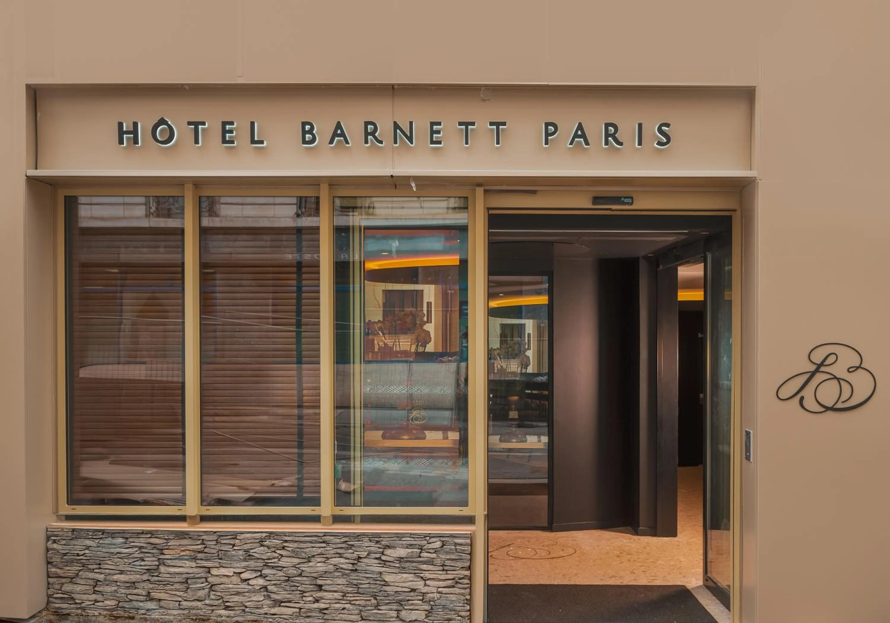 Facade/entrance in Hôtel Barnett Paris