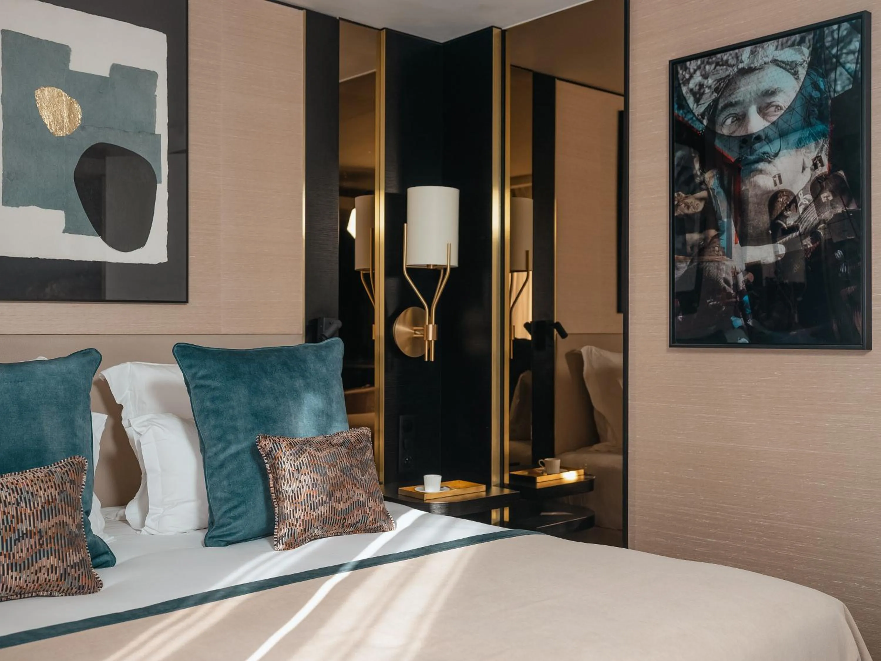 Bed in Hôtel Barnett Paris