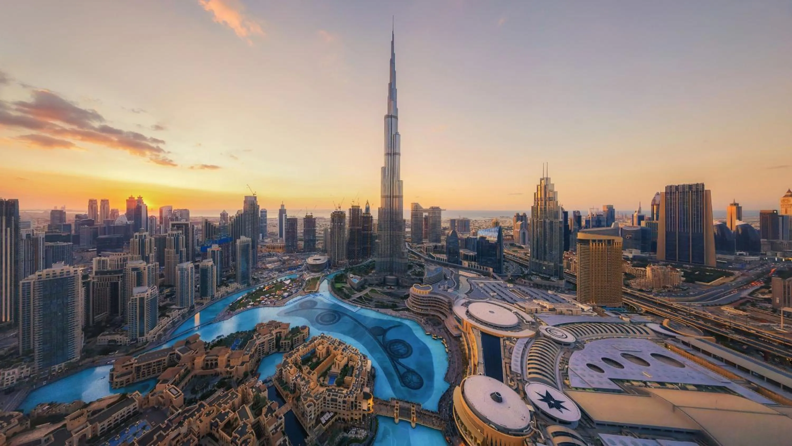 Nearby landmark in Ciel Dubai Marina, Vignette Collection by IHG