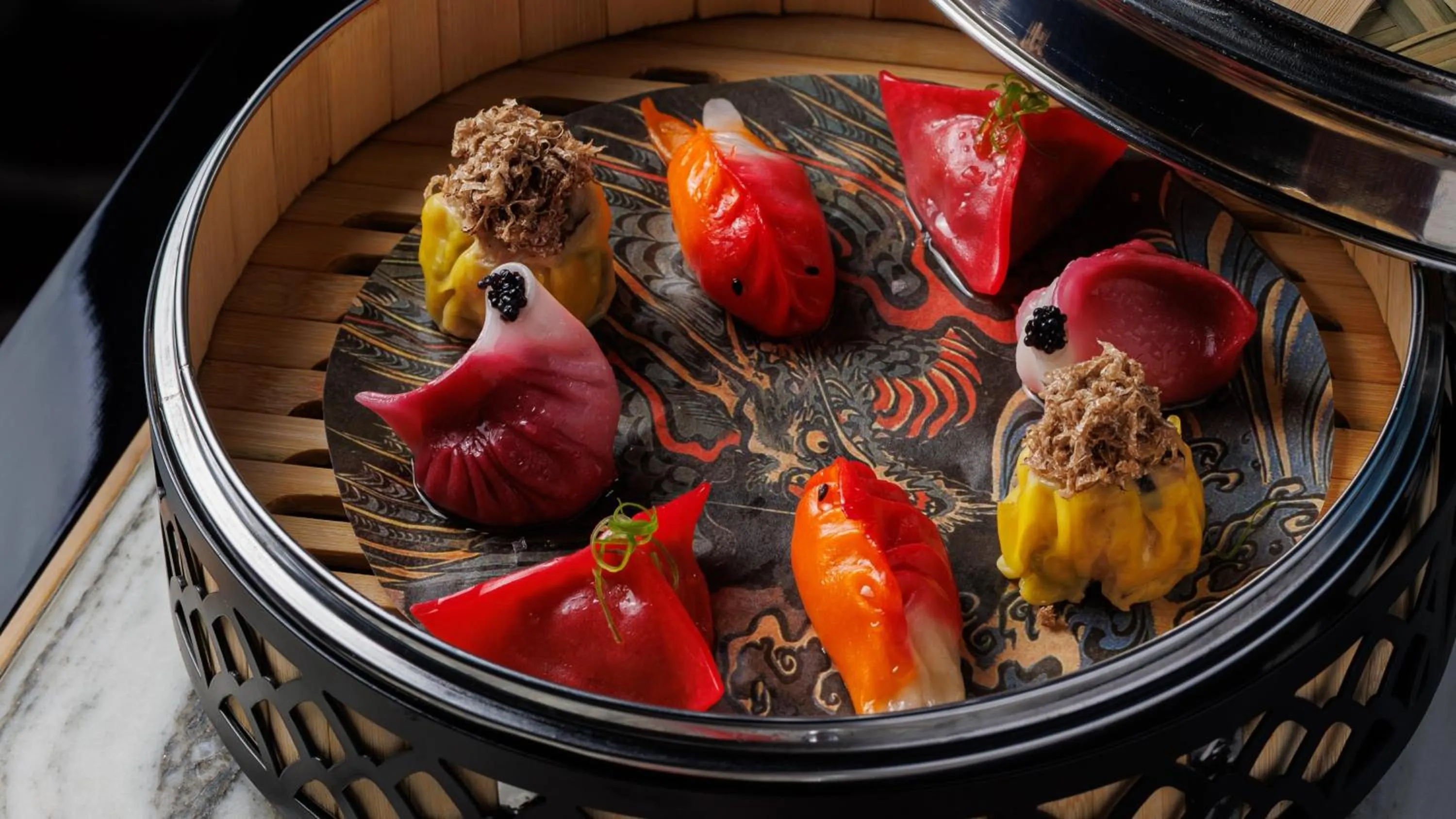 Restaurant/places to eat in Ciel Dubai Marina, Vignette Collection by IHG