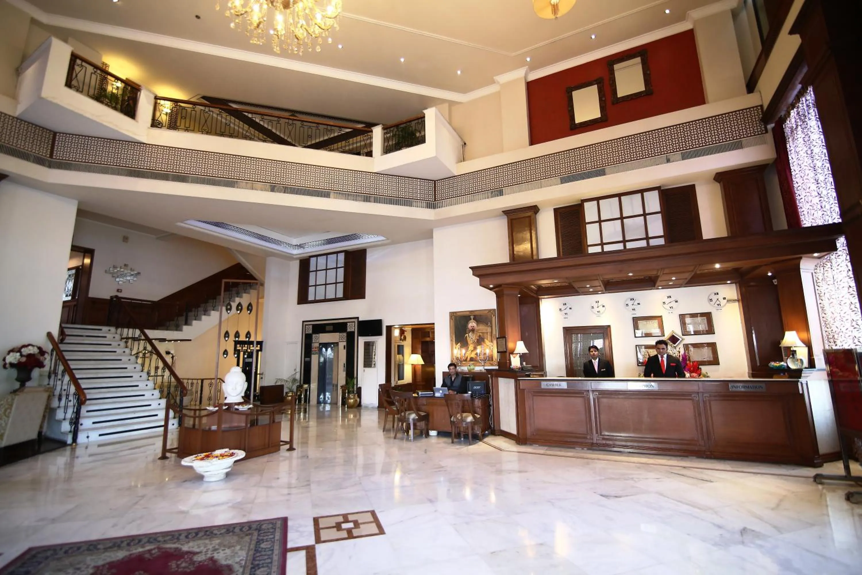 Lobby or reception in Hotel President