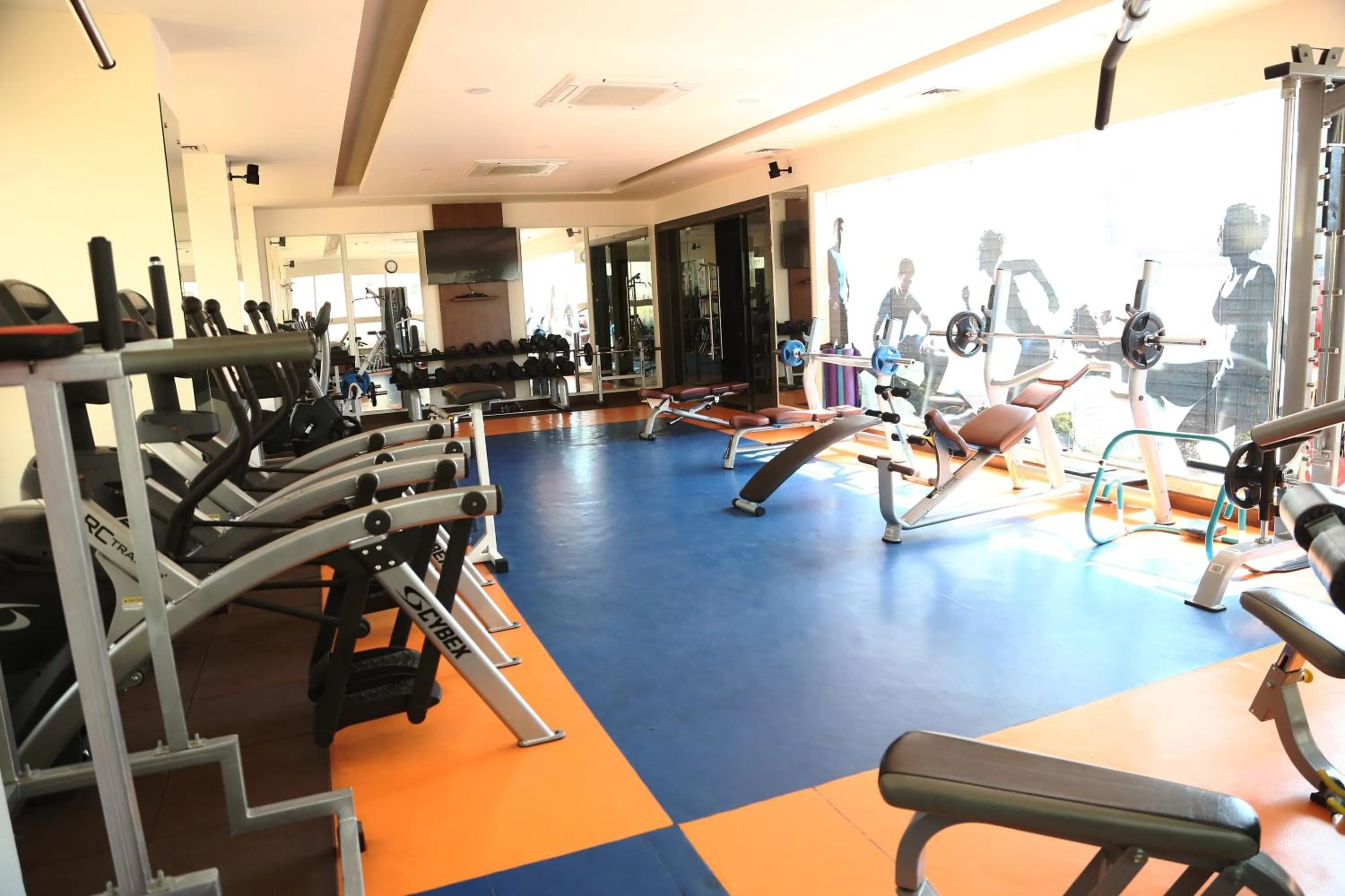 Fitness centre/facilities in Hotel President