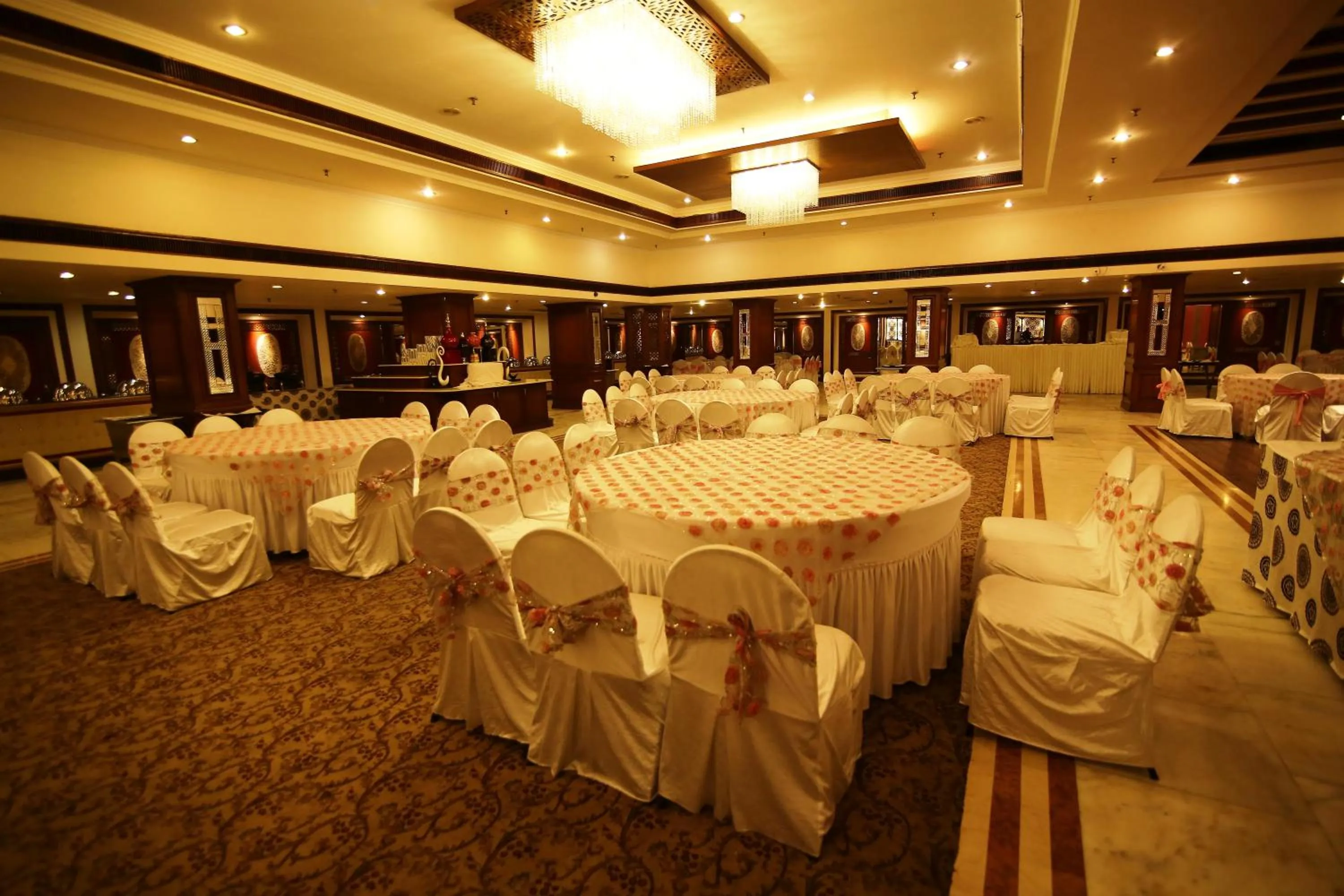 Banquet/Function facilities in Hotel President