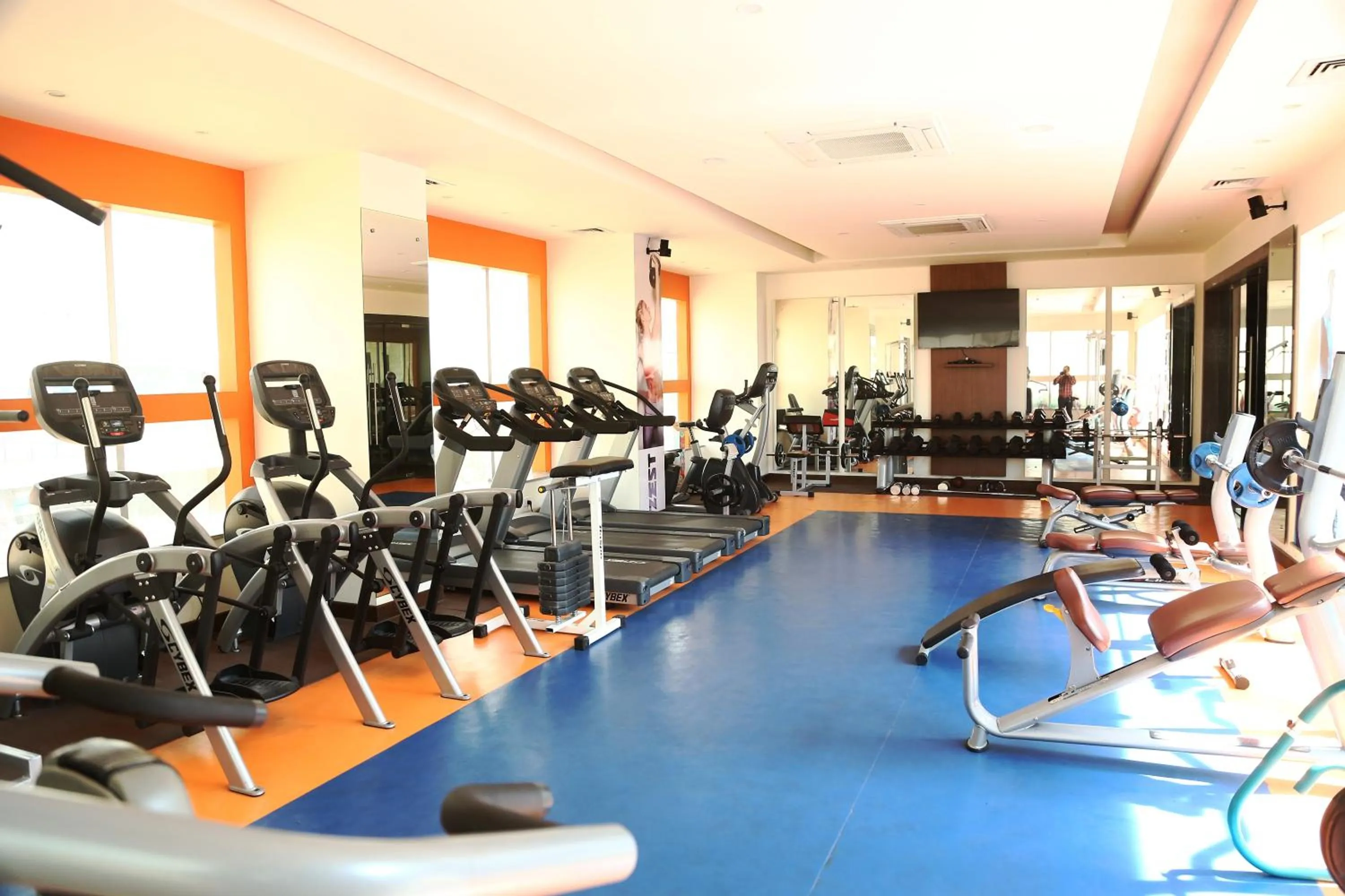 Fitness centre/facilities in Hotel President