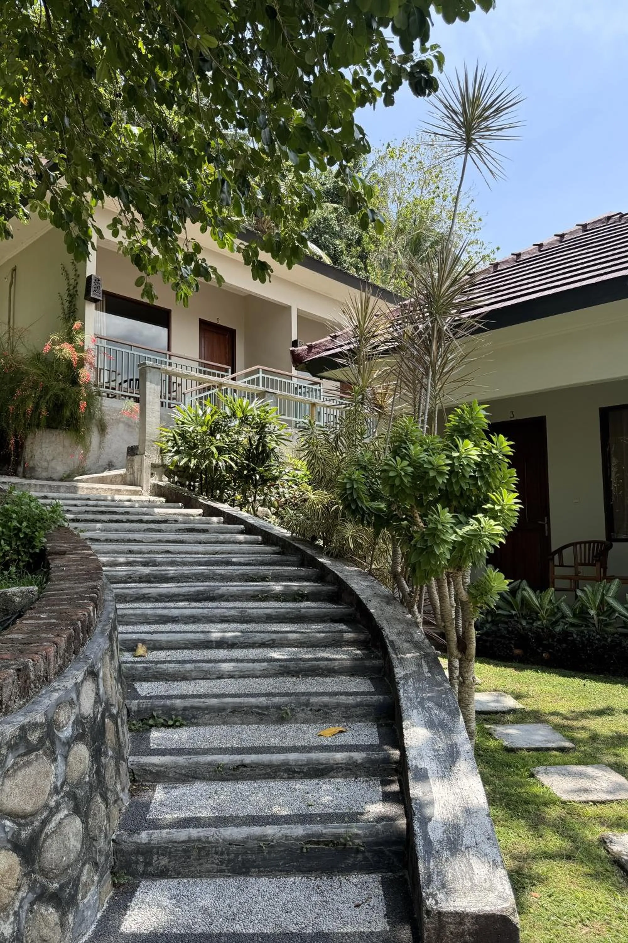 Property building in Senggigi Cottages Lombok