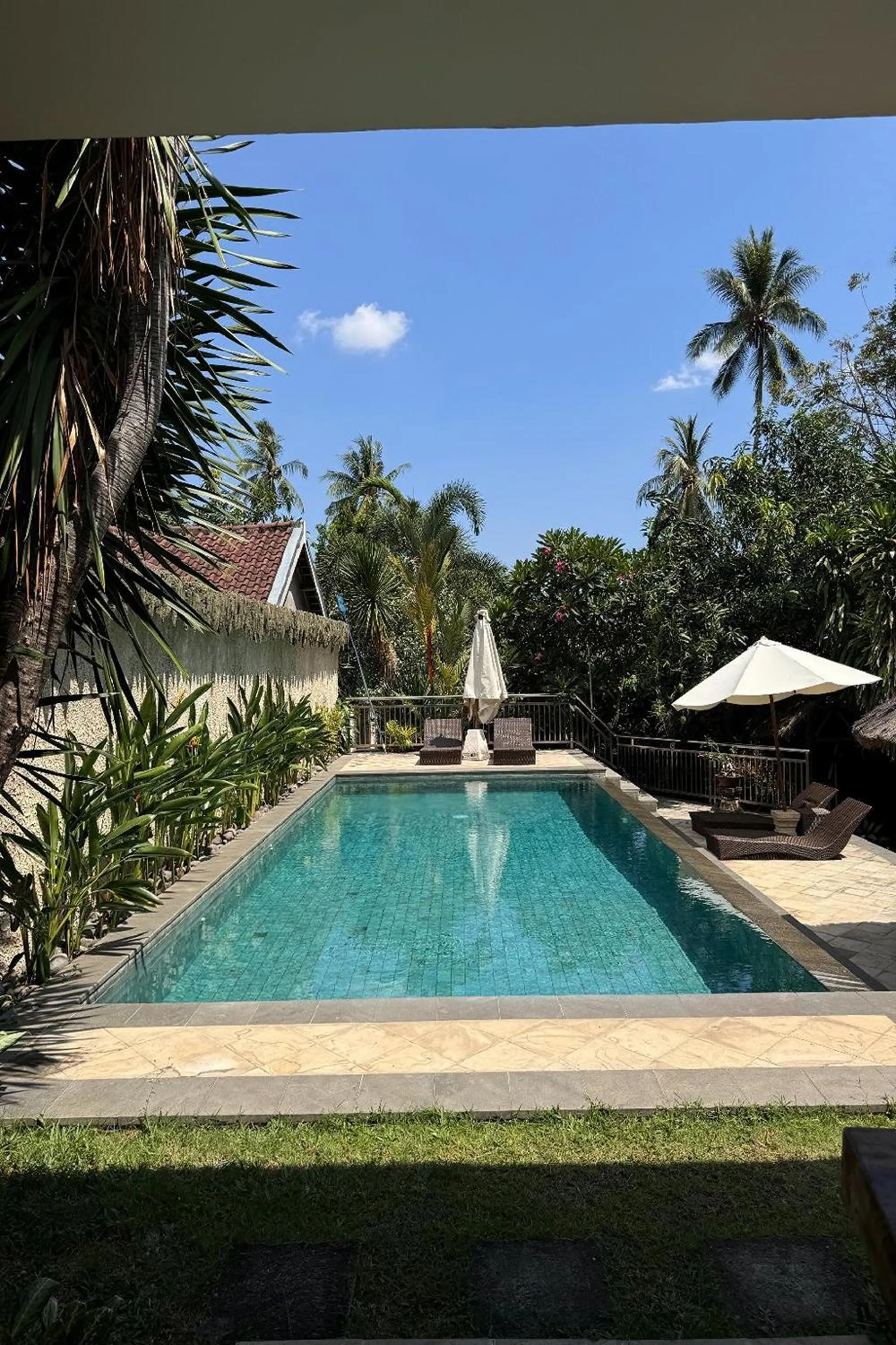 Swimming pool in Senggigi Cottages Lombok