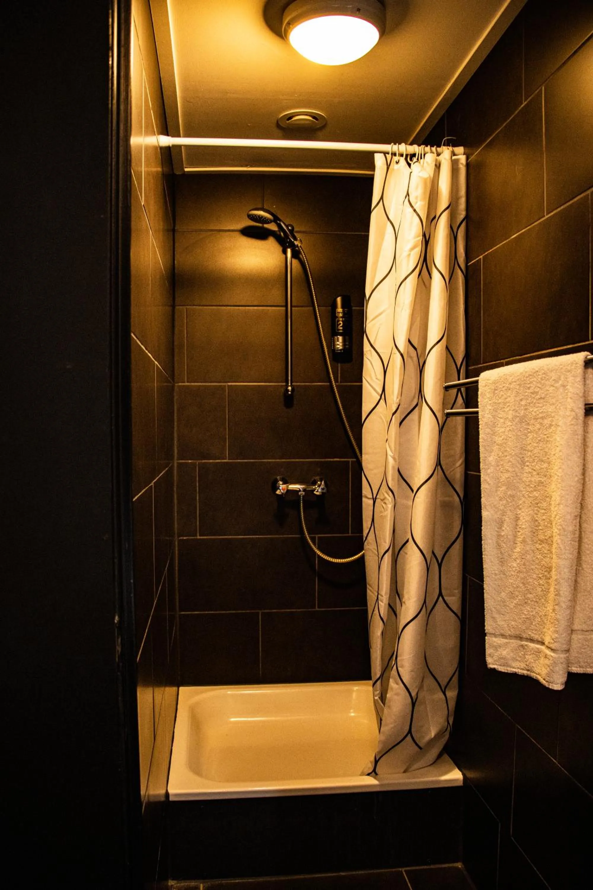 Shower in Hotel De Elderschans