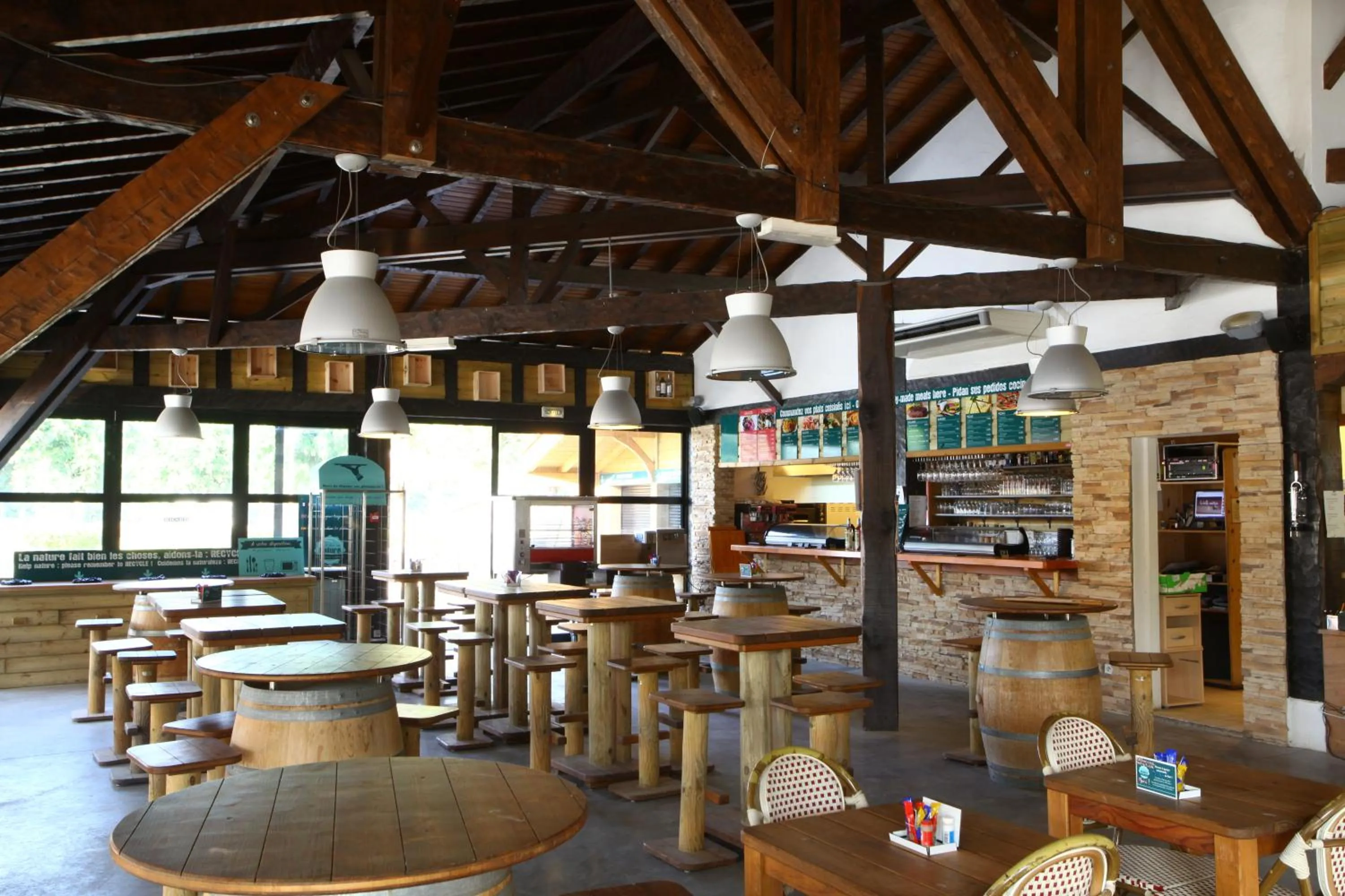 Restaurant/places to eat in Naturéo