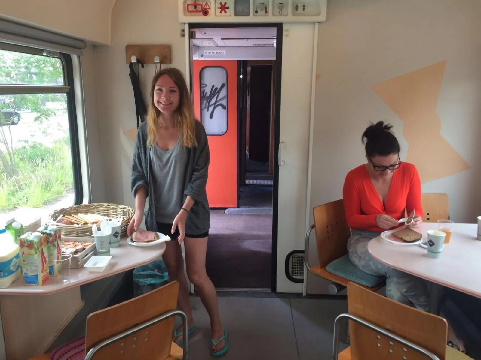 Food and drinks in Train Lodge Amsterdam