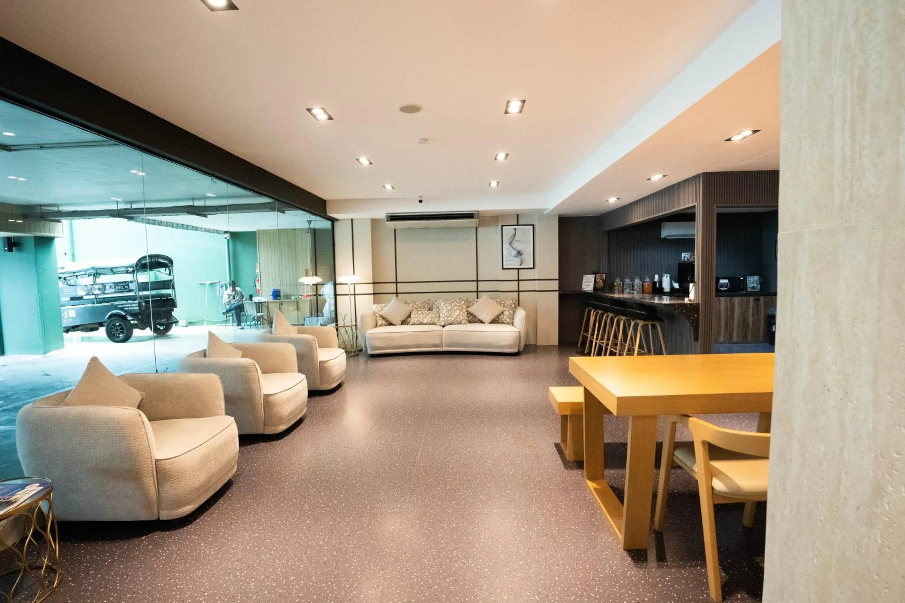 Infinite Hotel-Ratchada