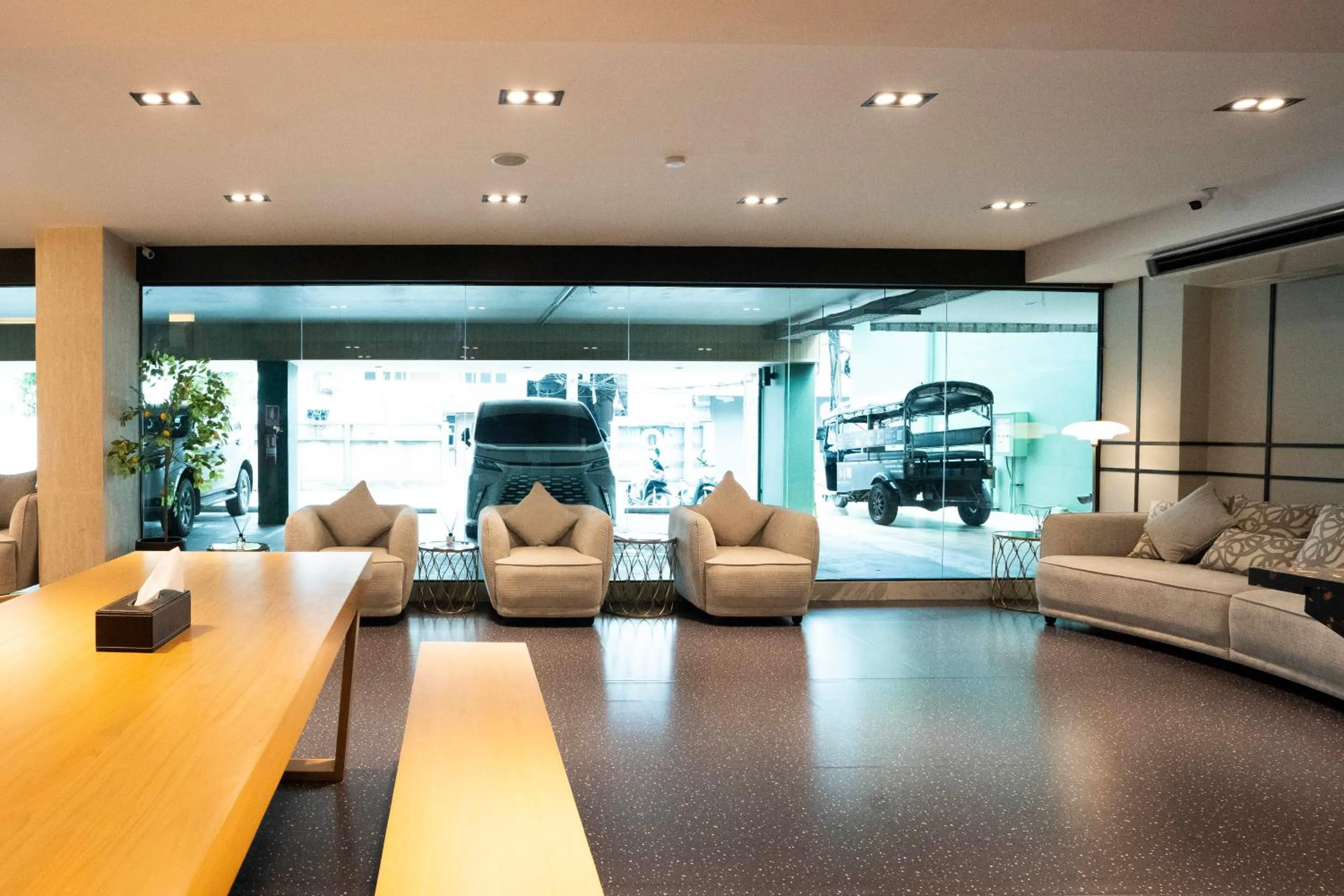 Infinite Hotel-Ratchada