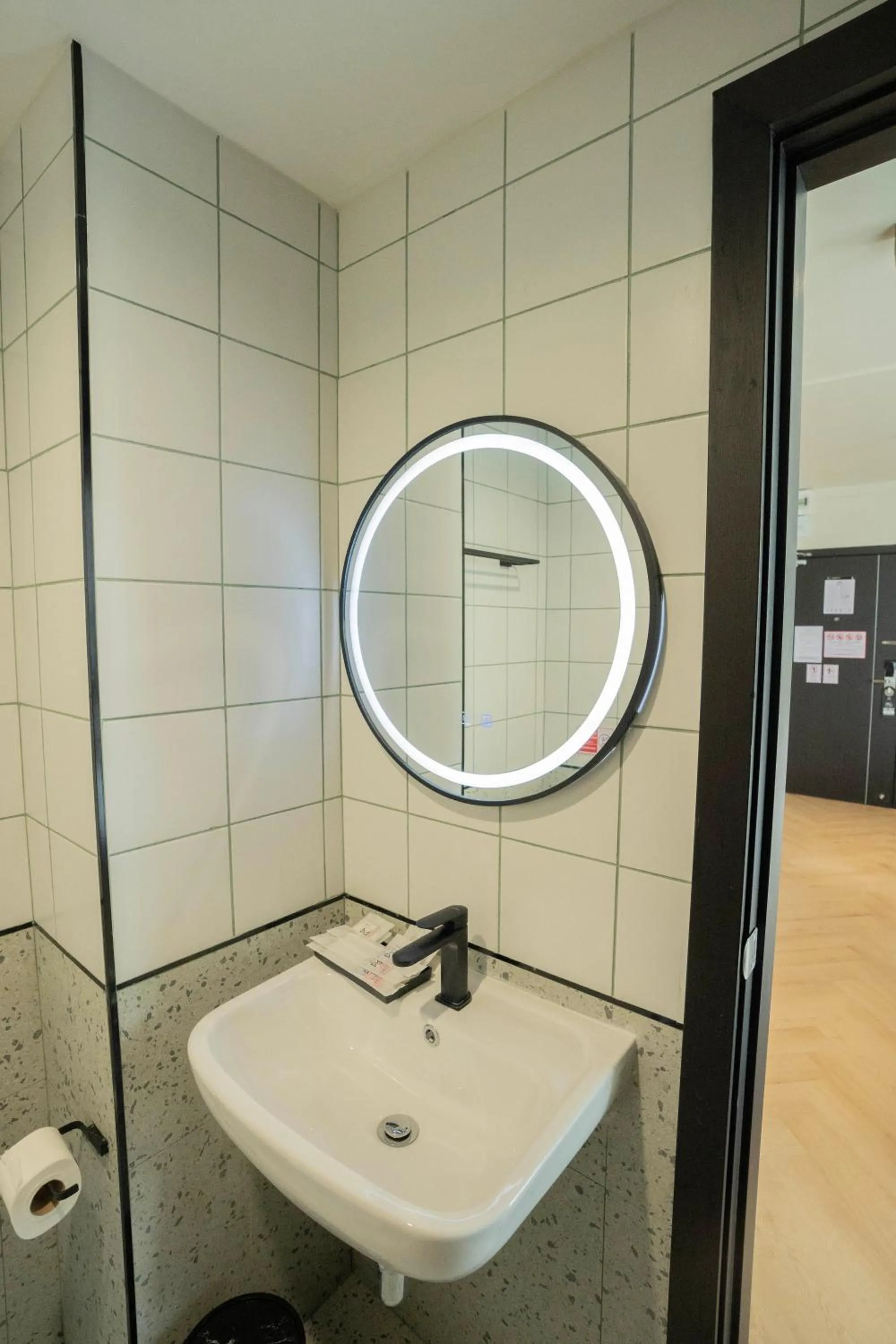 Infinite Hotel-Ratchada