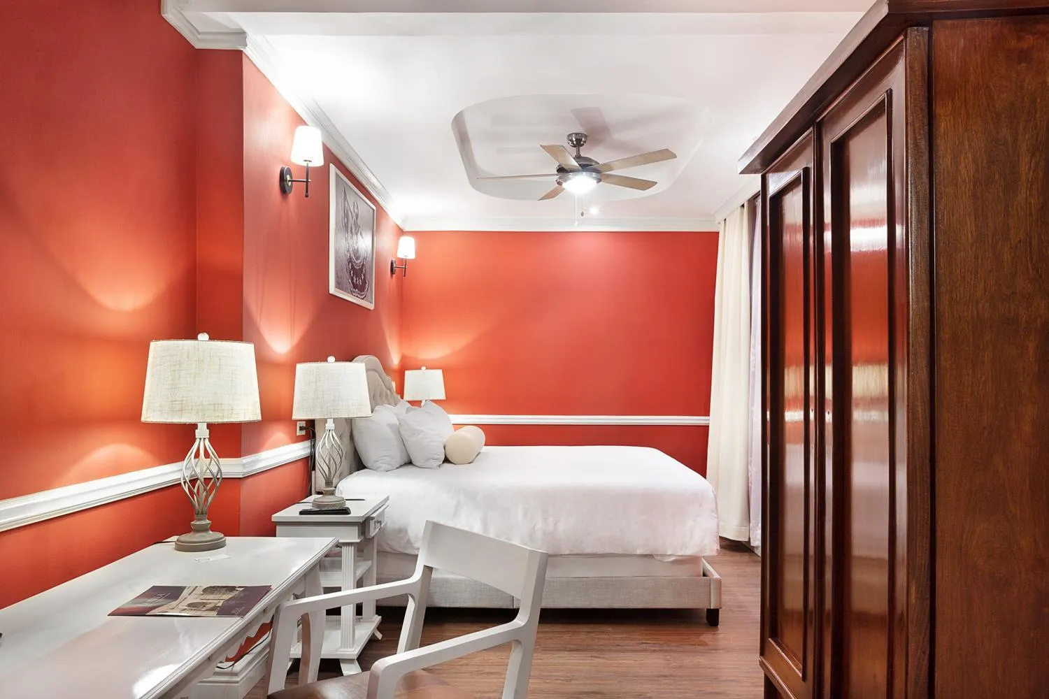 Photo of the whole room, Bed in Hotel la Perla Leon