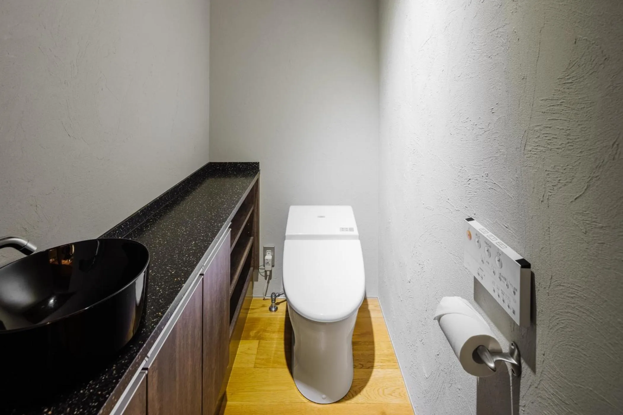 Phoenix Cocoon by HHG